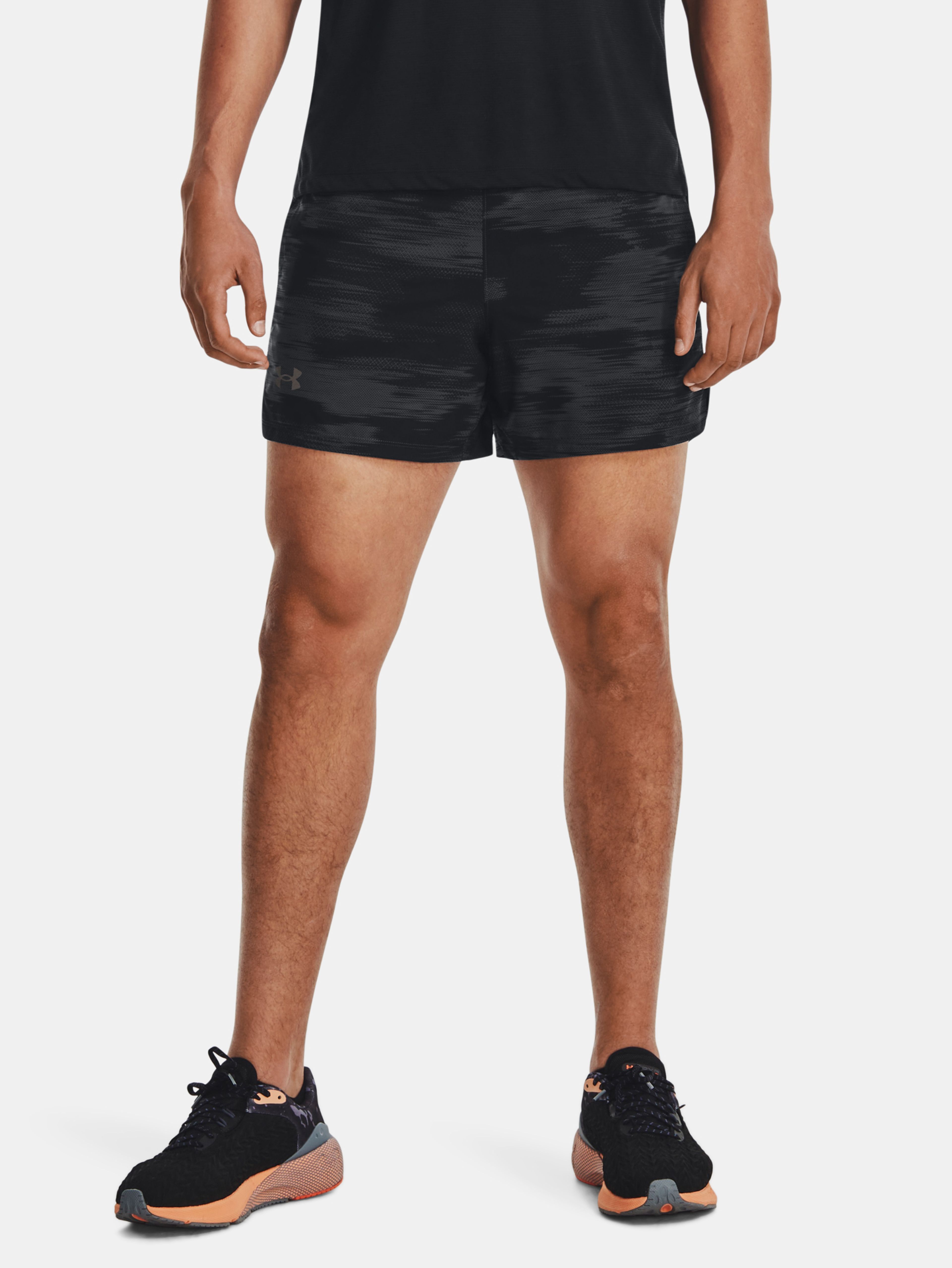 Férfi rövidnadrágok Under Armour UA LAUNCH 5'' PRINTED SHORT