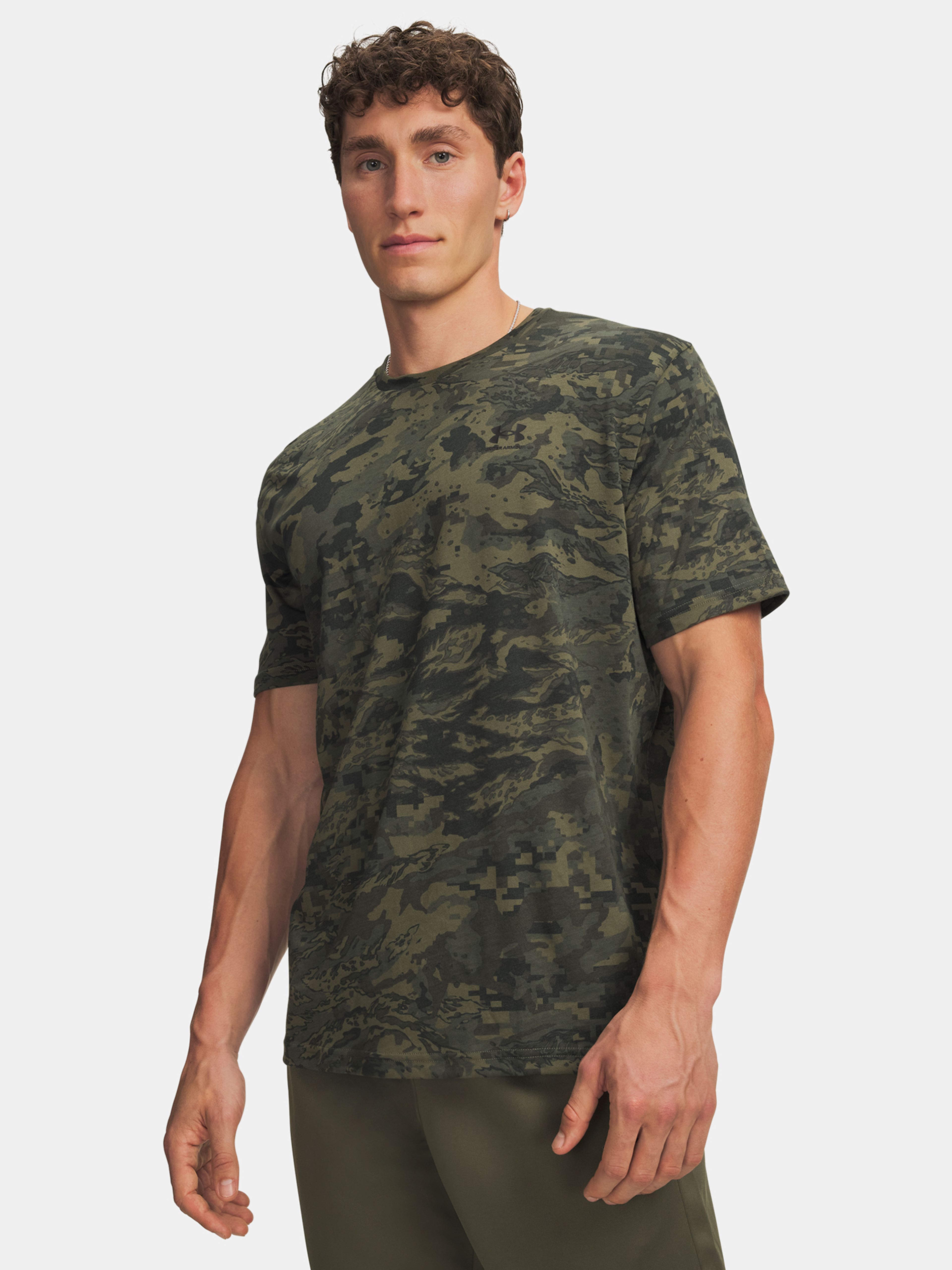 Meeste t-särk Under Armour UA ABC CAMO SS - 001