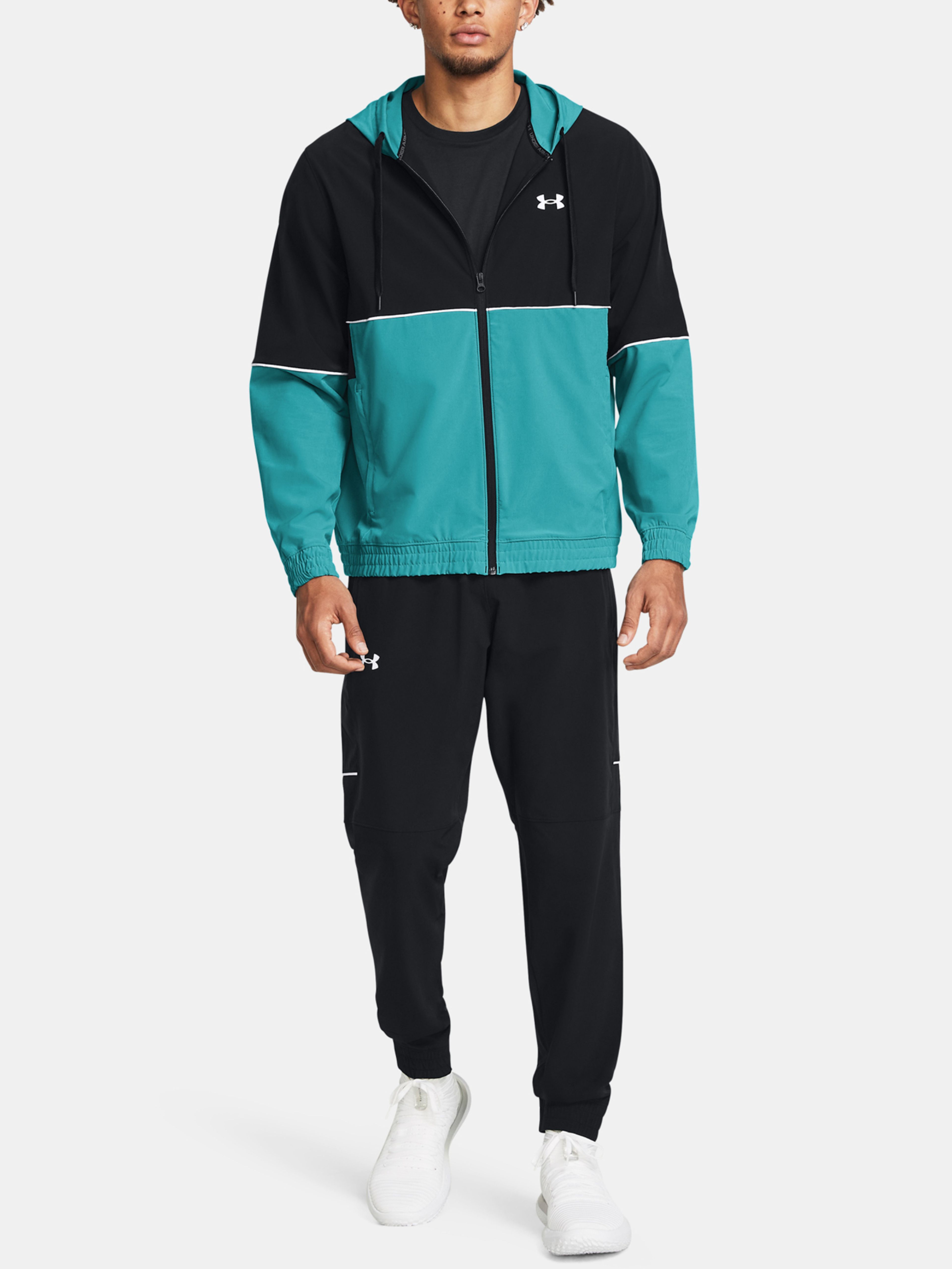 Moške hlače Under Armour UA Baseline Woven Pant