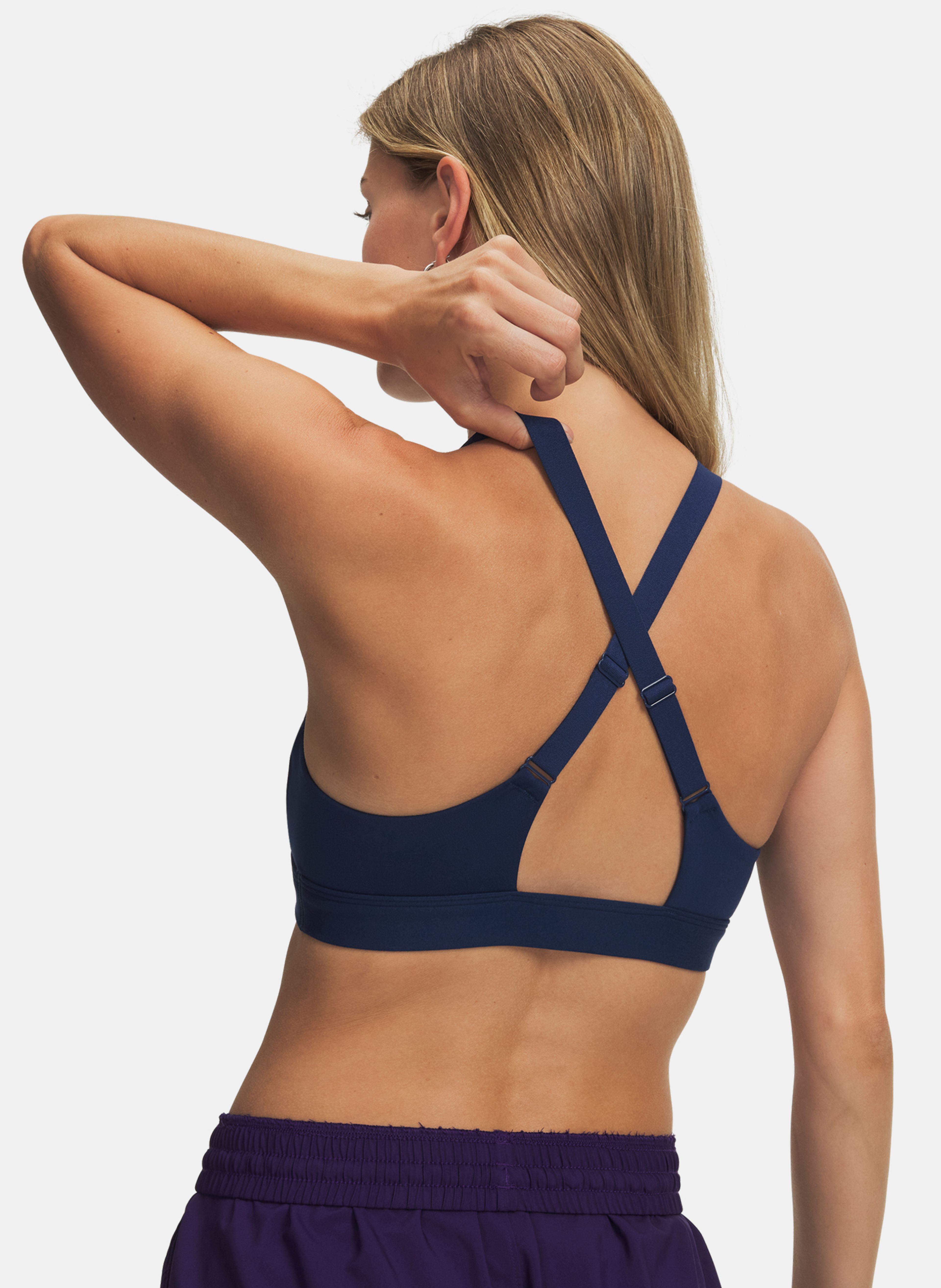 Naiste rinnahoidja Under Armour UA Motion Mid Bra - 002