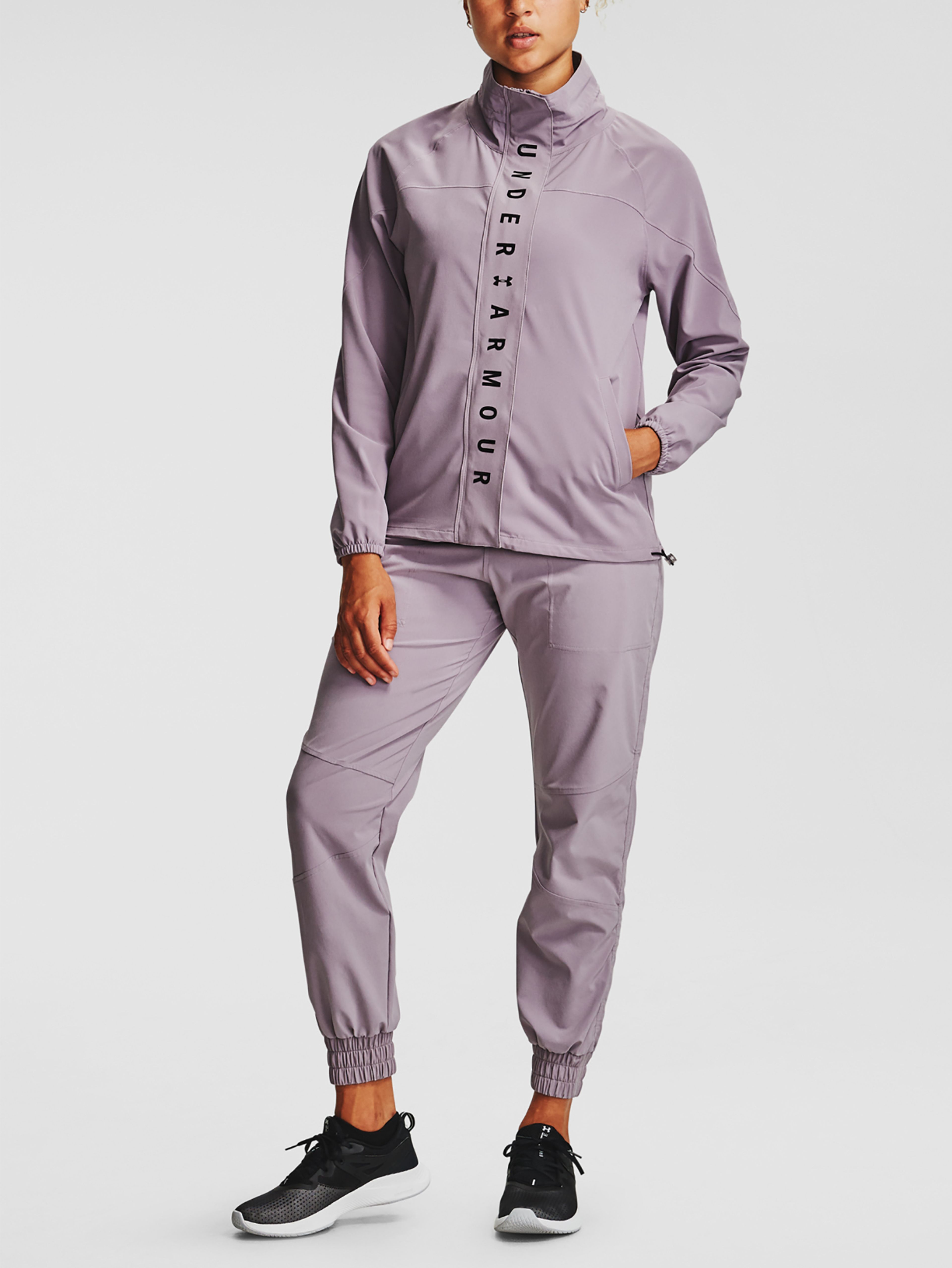 Női dzseki Under Armour Recover Woven Jacket