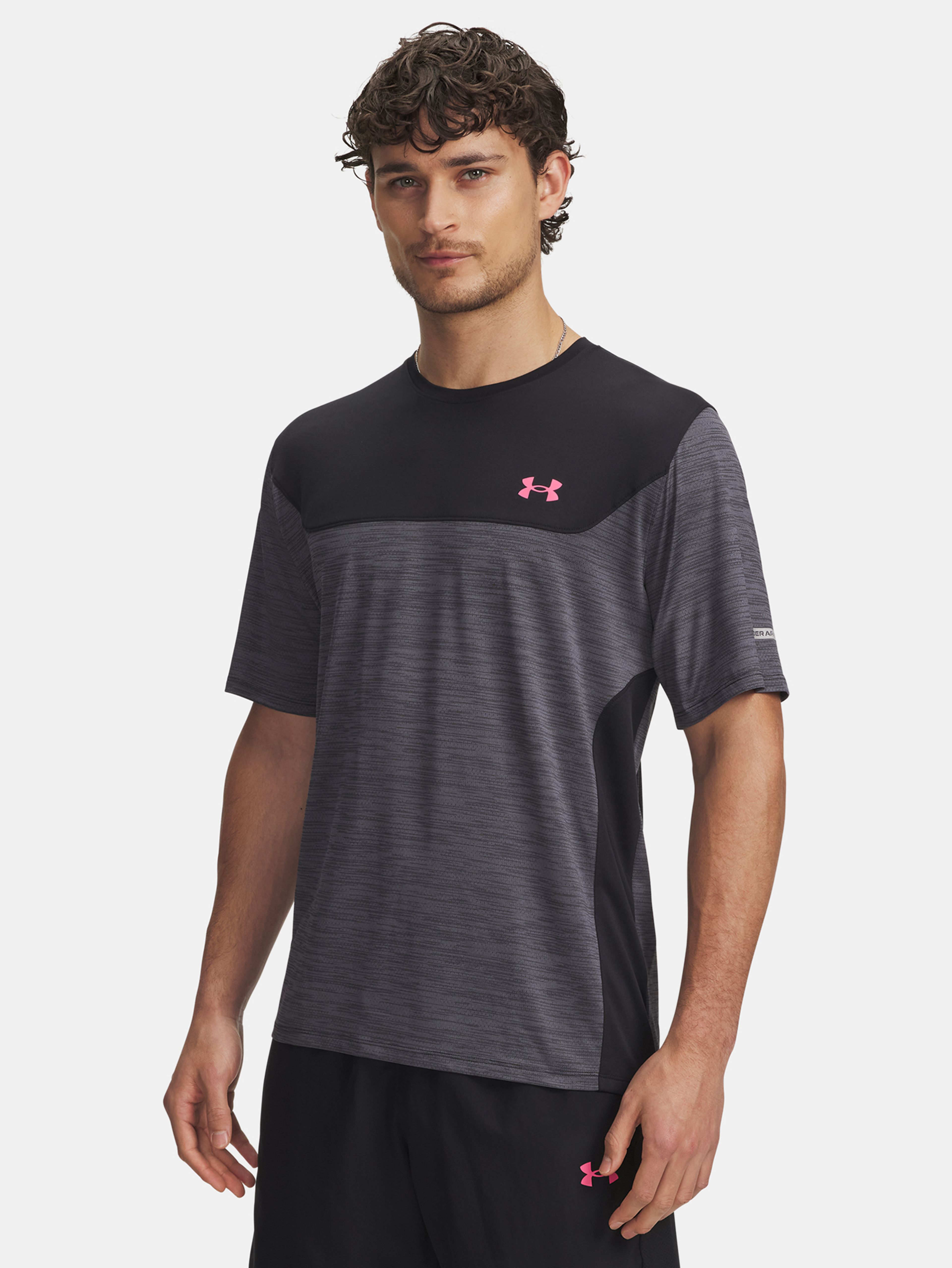 Moška majica Under Armour UA Tech Utility SS-BLK