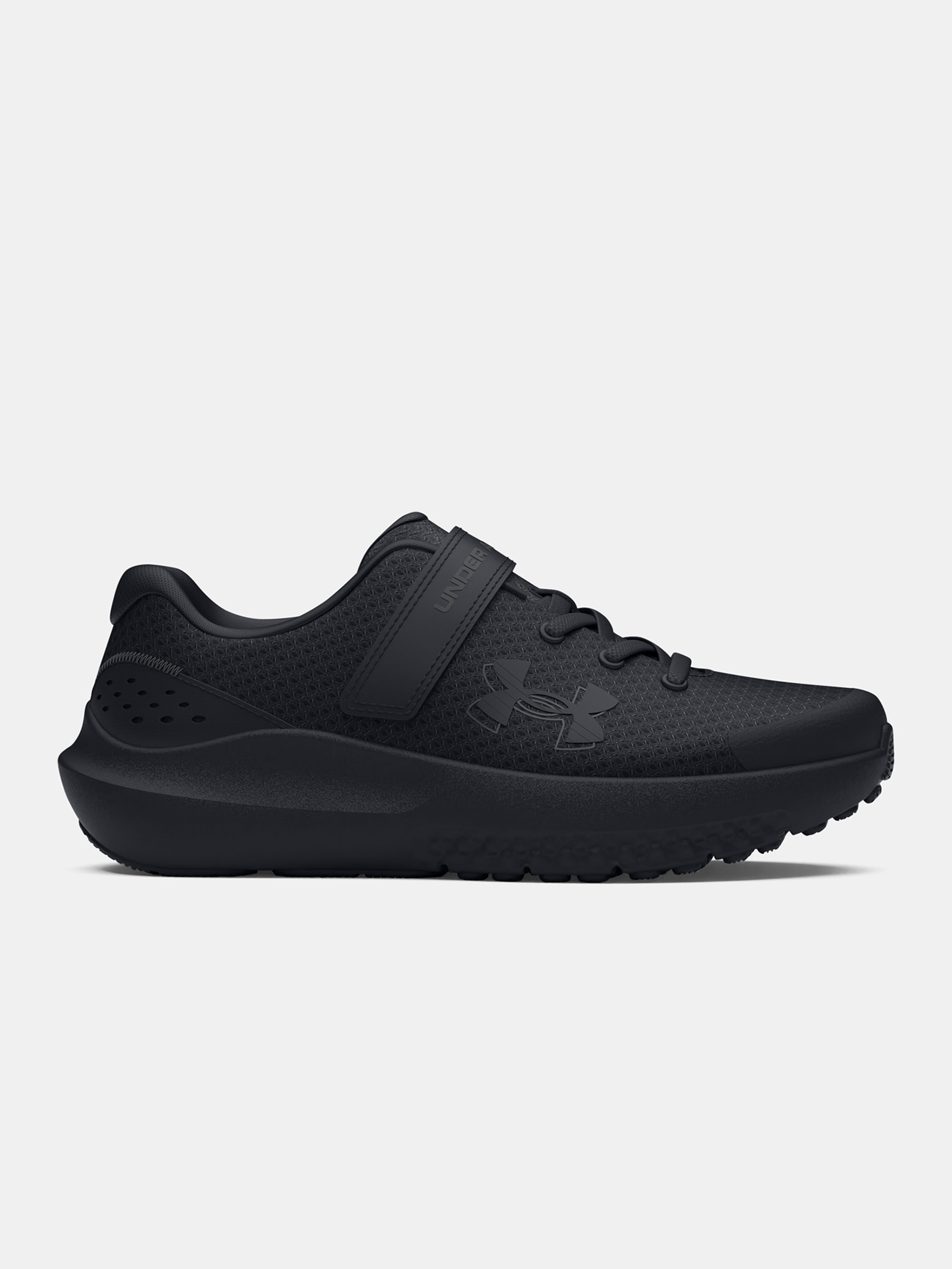 Čevlji  Under Armour UA BPS Surge 4 AC-BLK