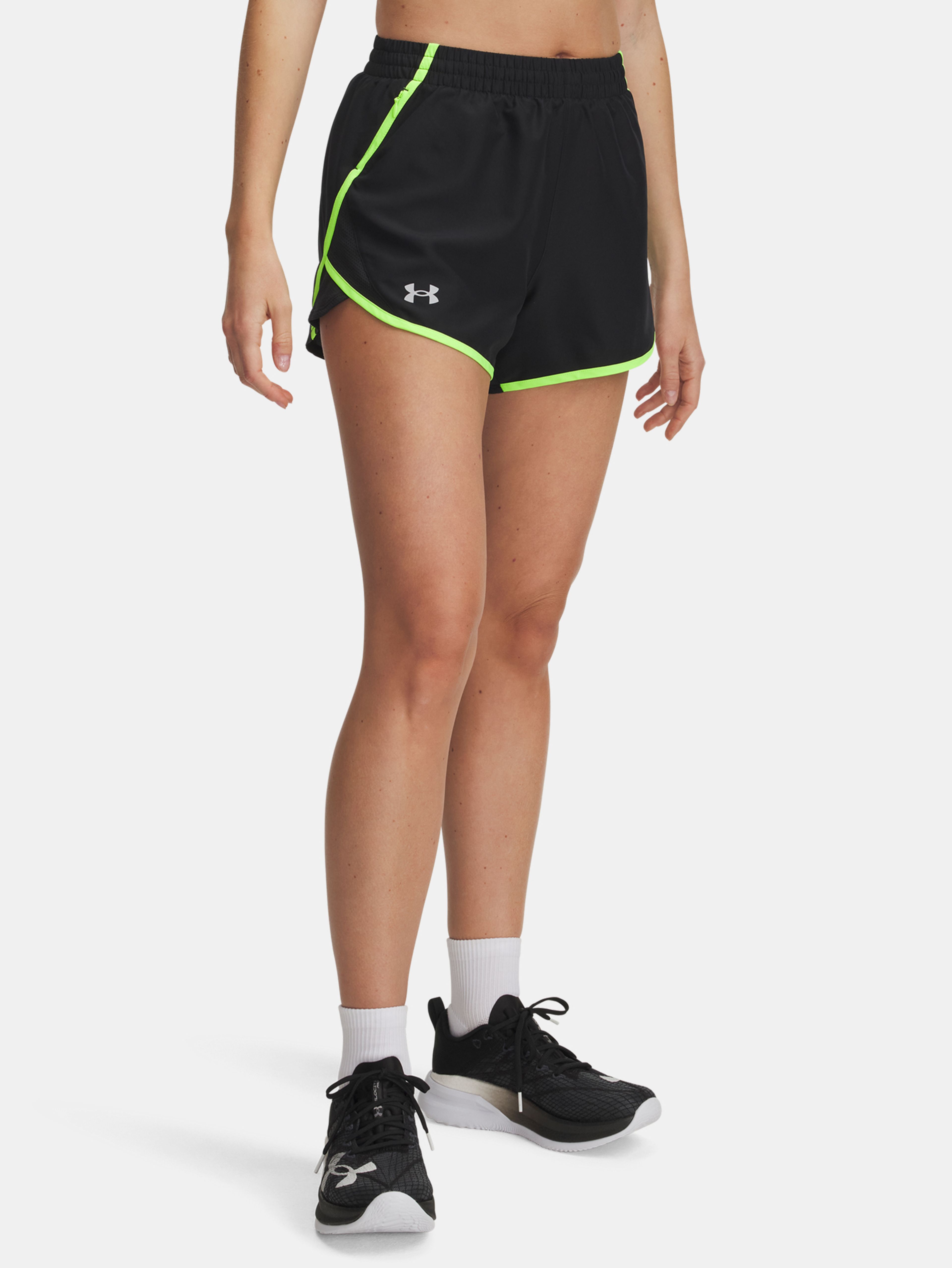 Moteriški šortai Under Armour UA Fly By 3'' Shorts-BLK