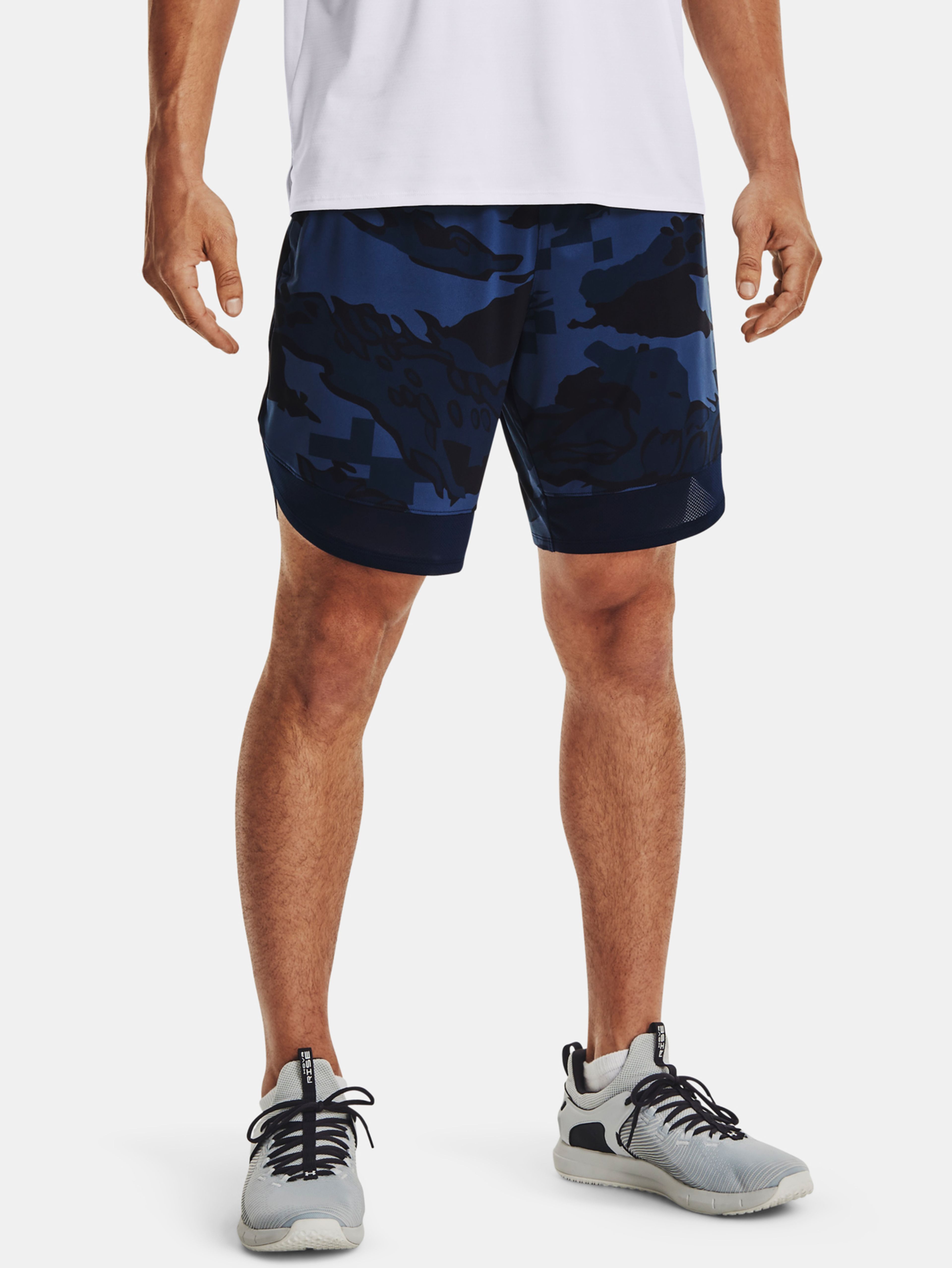 Férfi rövidnadrágok Under Armour Train Stretch Camo Sts
