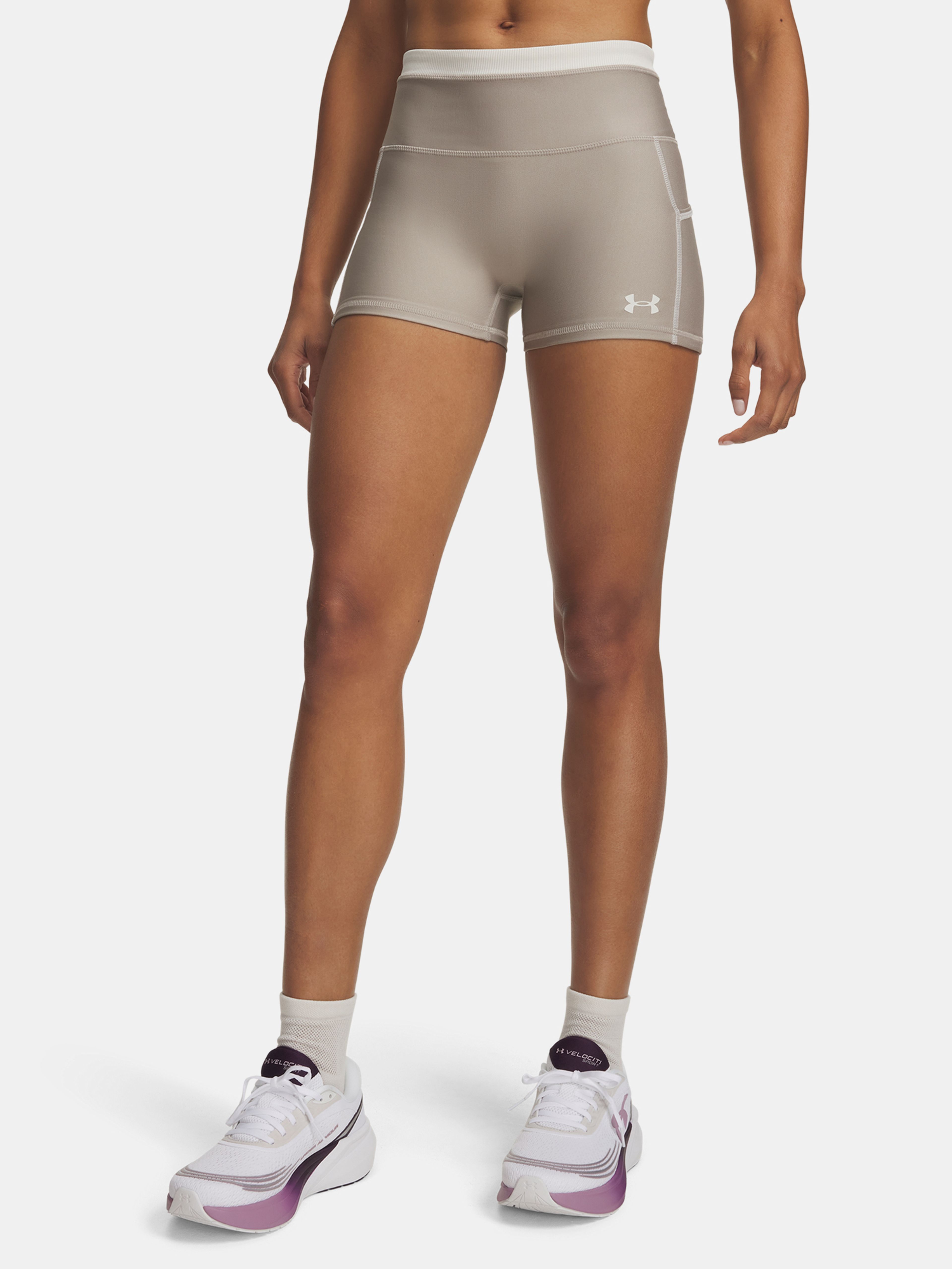 Ženske kratke hlače Under Armour UA HeatGear Novelty Shorty - 001