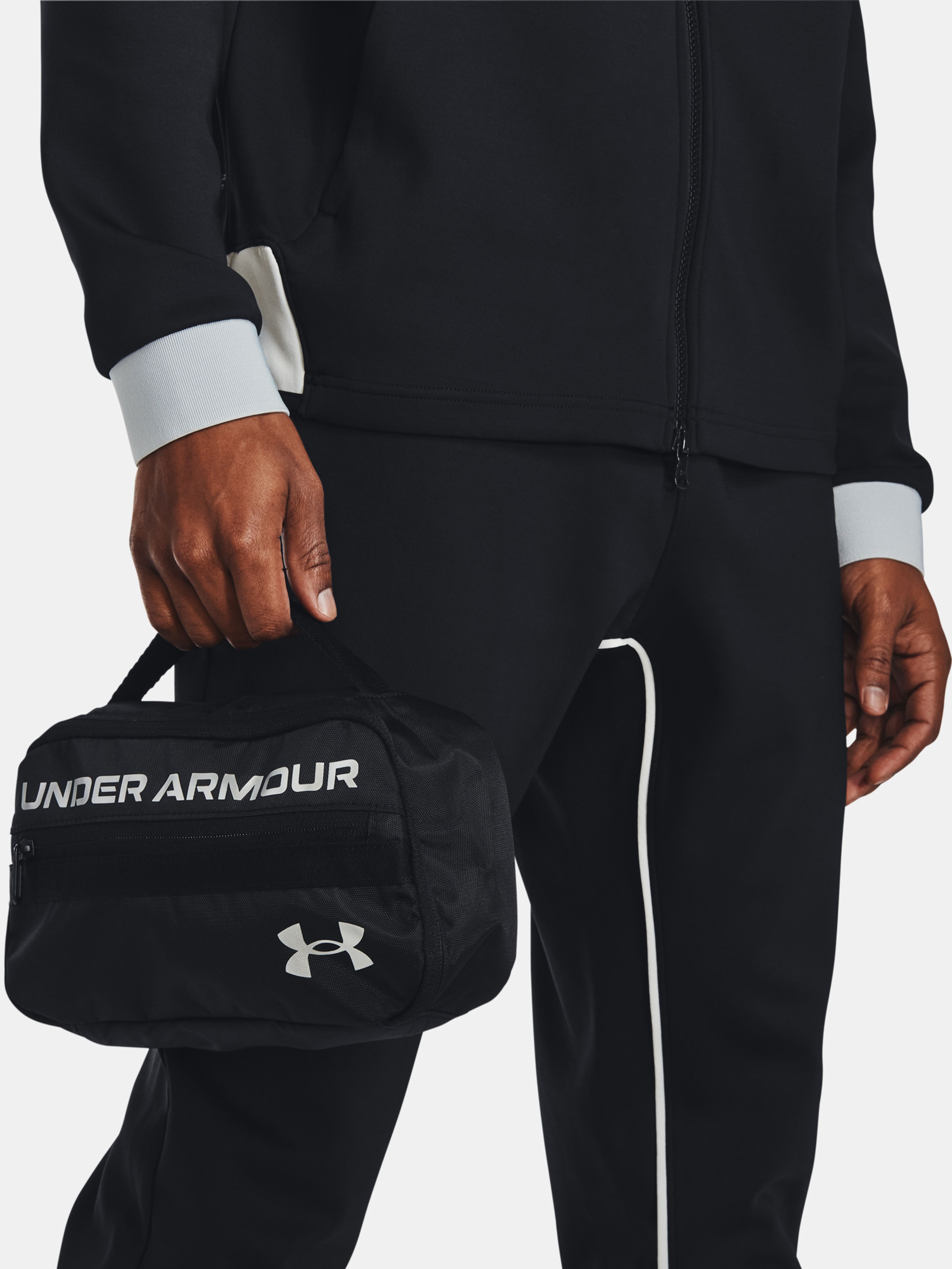 Unisex krepšys Under Armour Contain Storm Travel Kit