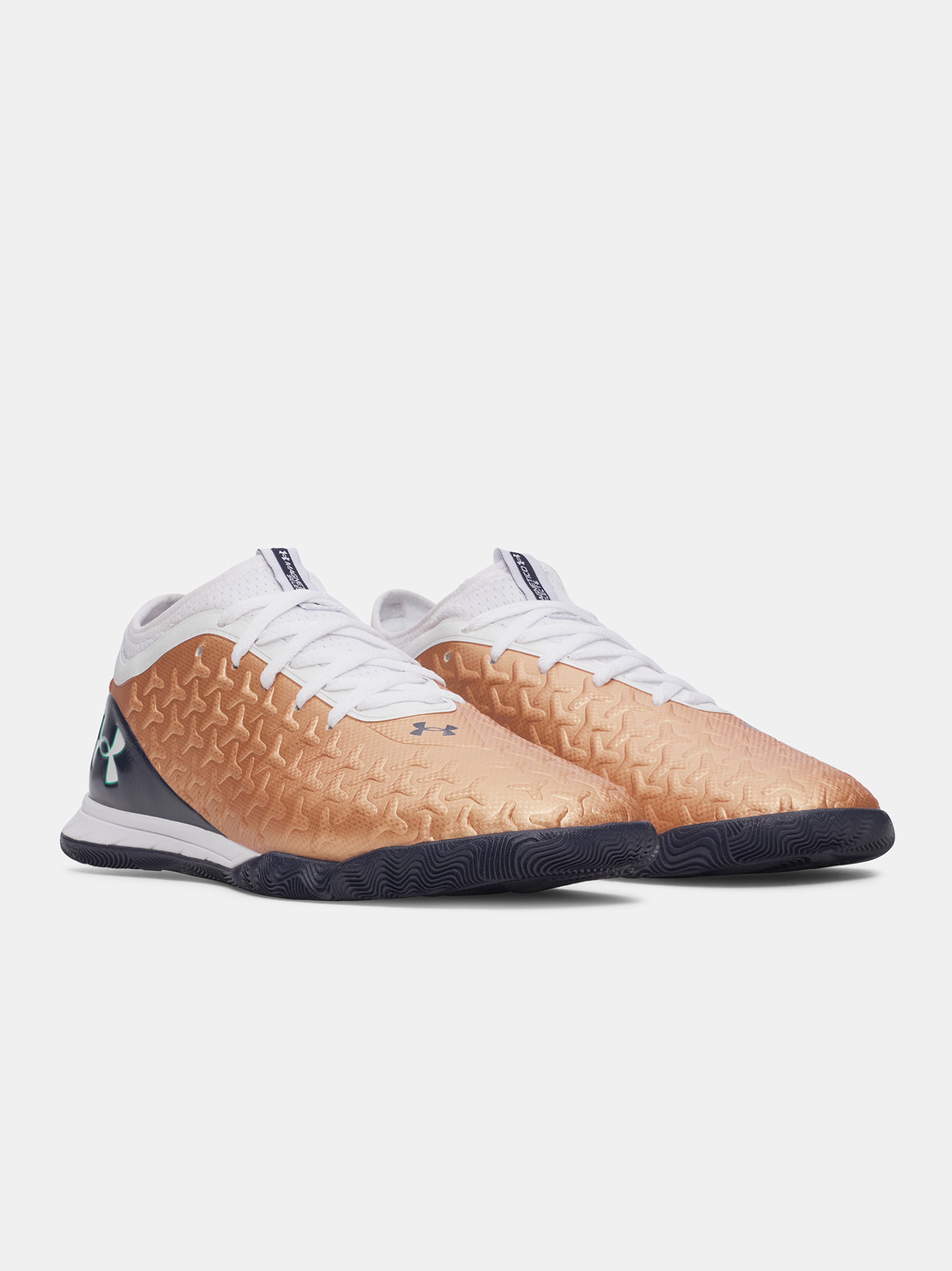 Unisexové sálovky Under Armour UA Magnetico Select 6 IN - 003