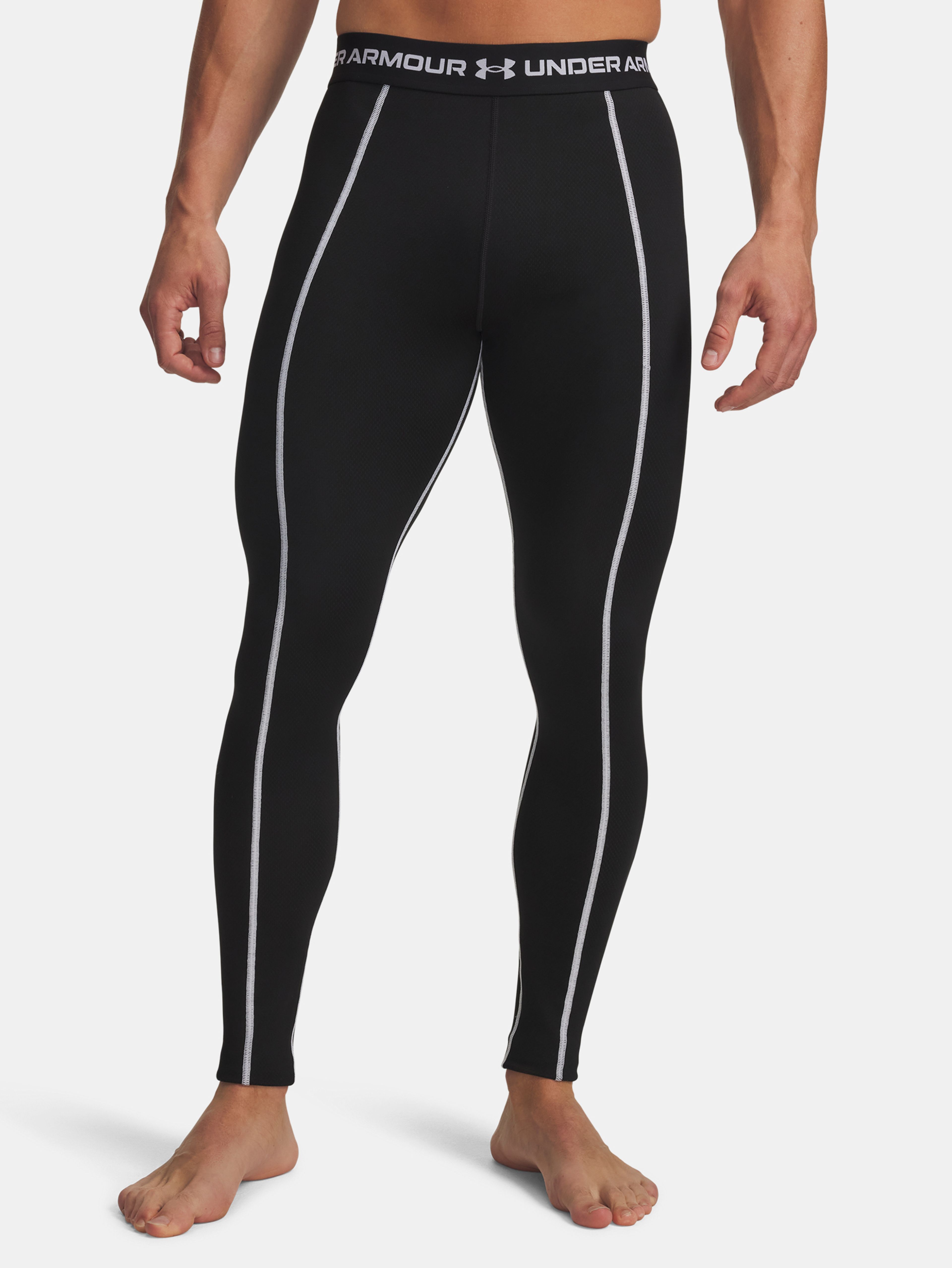 Moške pajkice  Under Armour Cold Weather Grid Legging-BLK