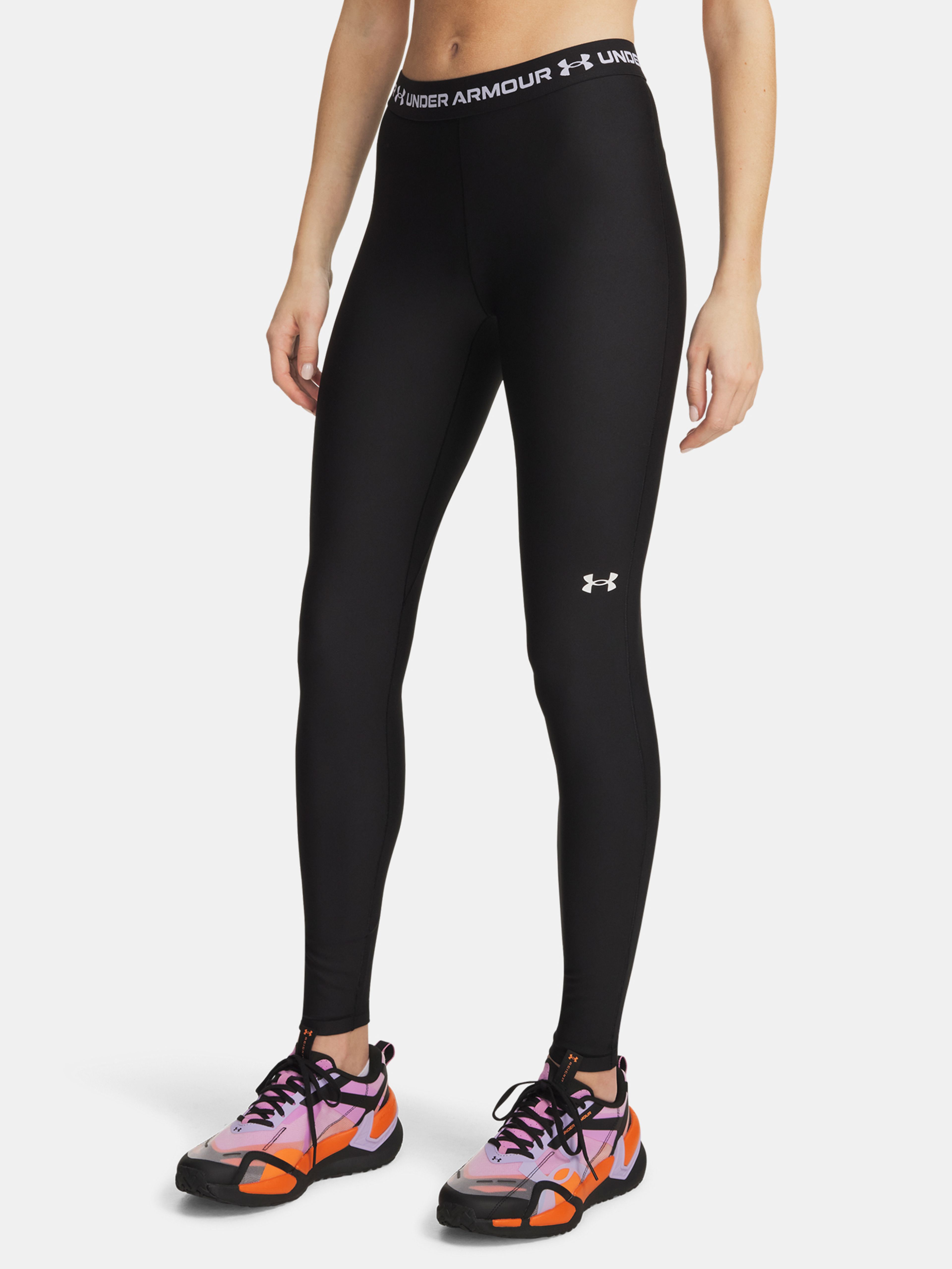 Naiste retuusid Under Armour HeatGear Legging-BLK