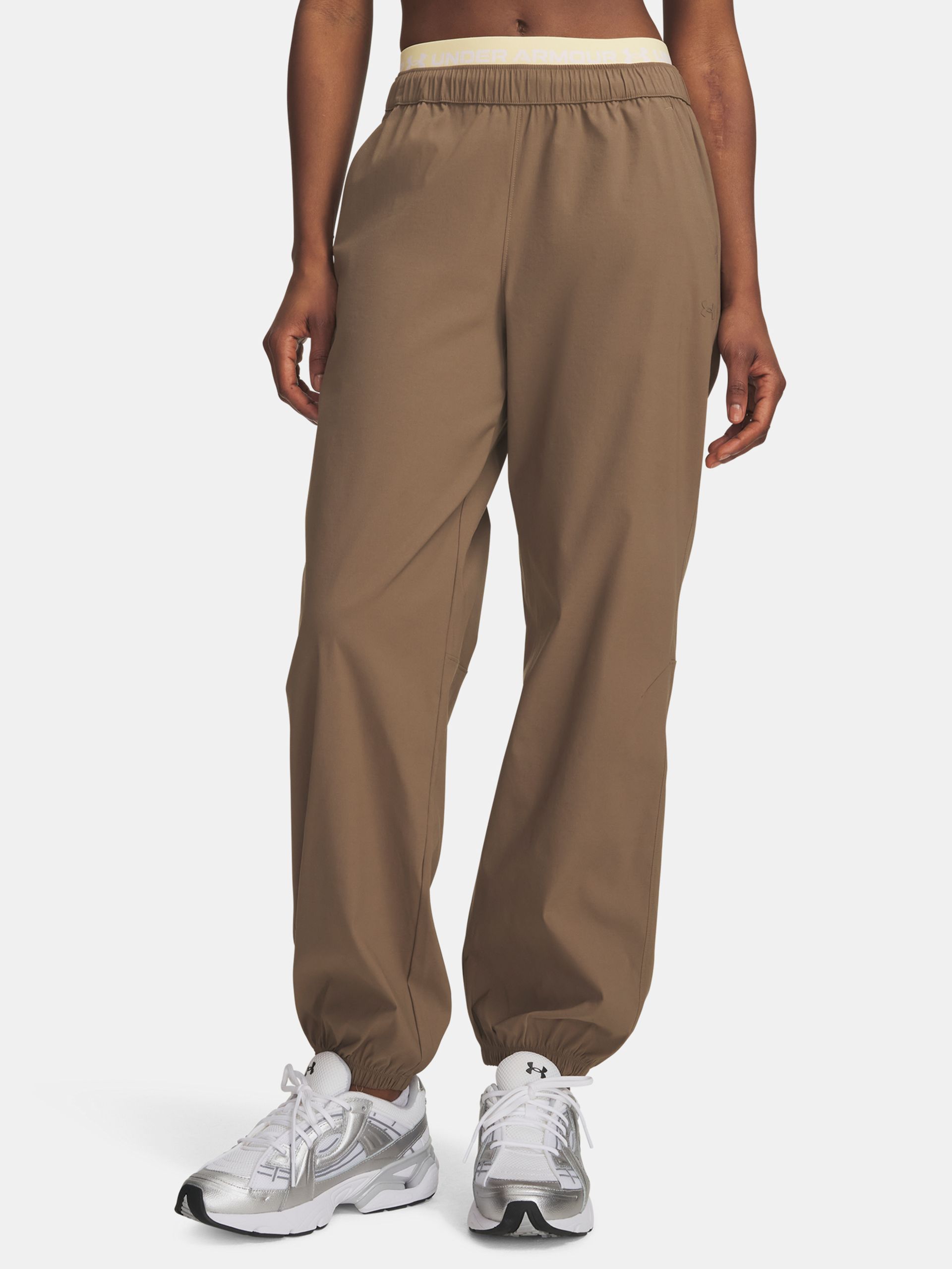 Dámske tepláky Under Armour Unstoppable Wvn Jogger - 001