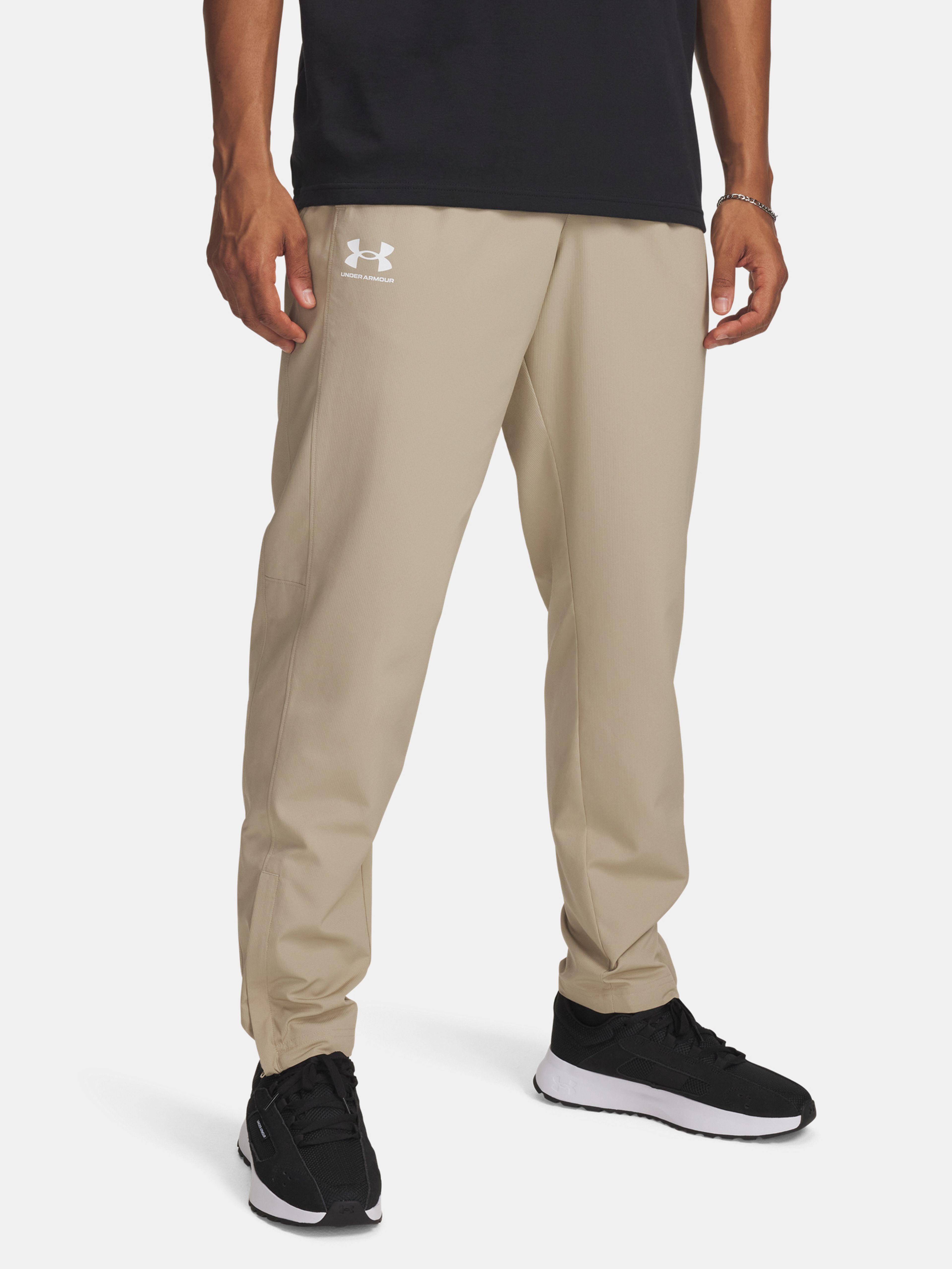 Pánske športové nohavice Under Armour UA Rival Wvn Windbreaker Pnt-BRN