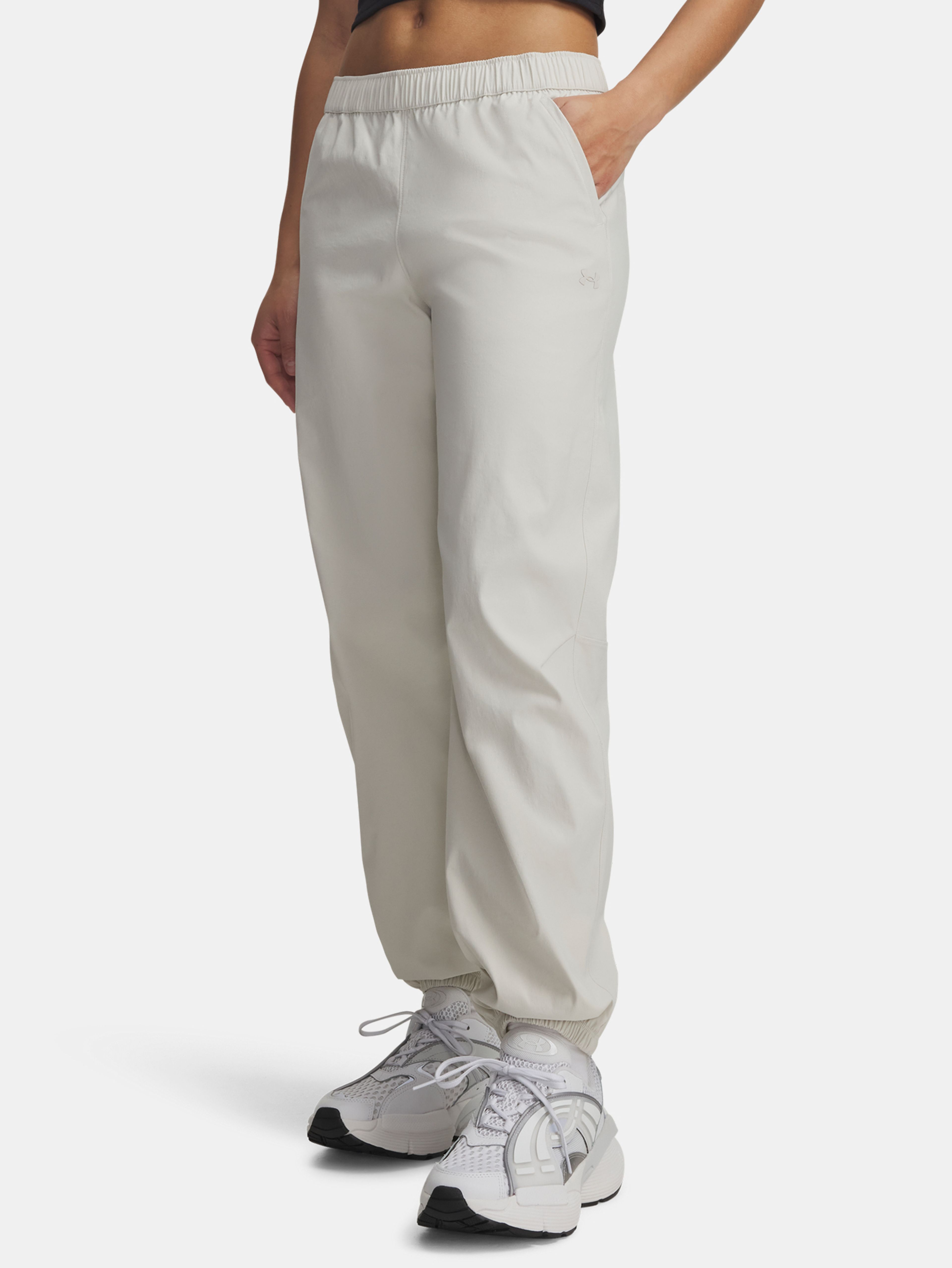 Dámske tepláky Under Armour Unstoppable Wvn Jogger