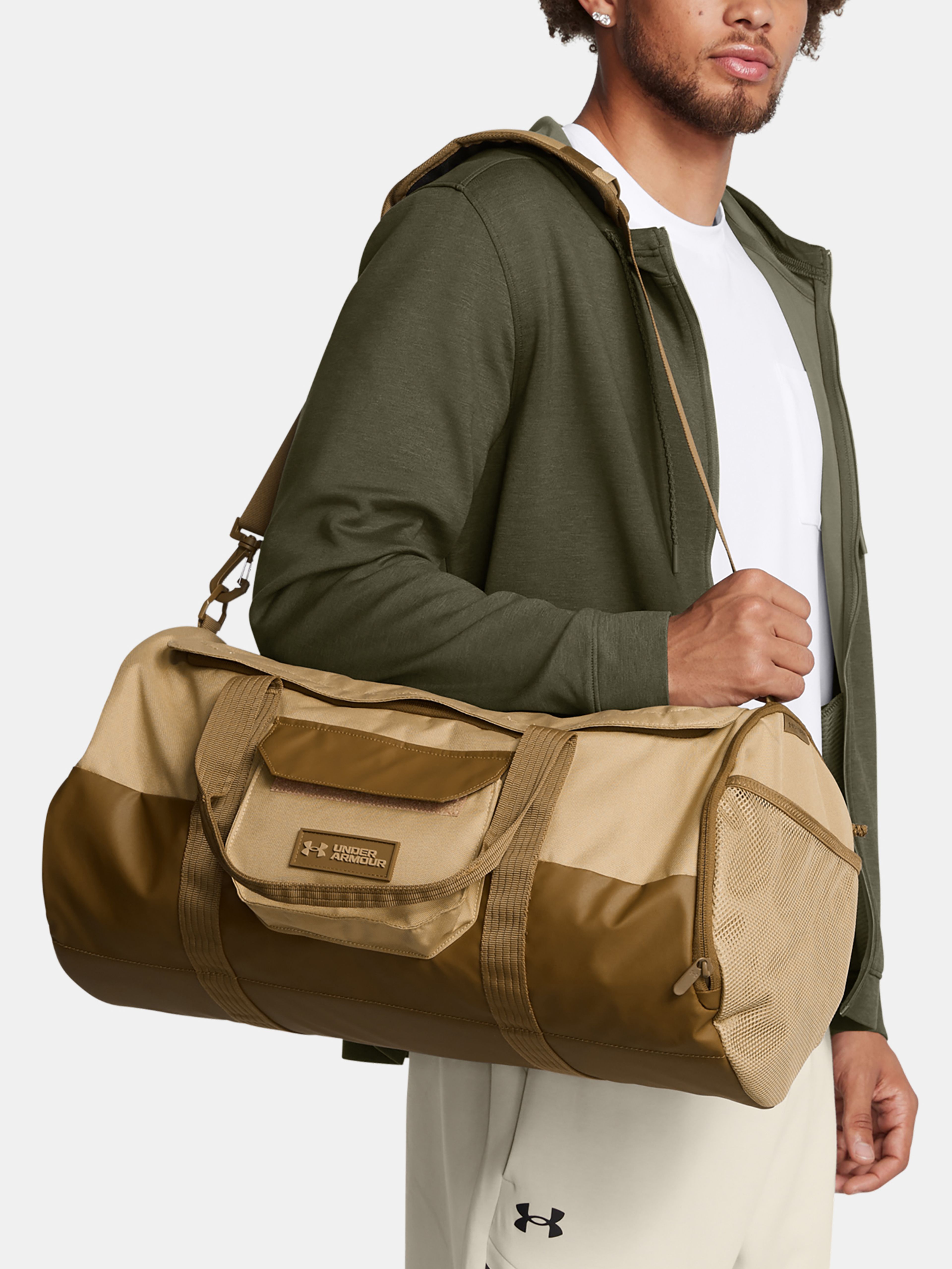 Unisex nahrbtnik Under Armour UA Triumph Barrel Duffle