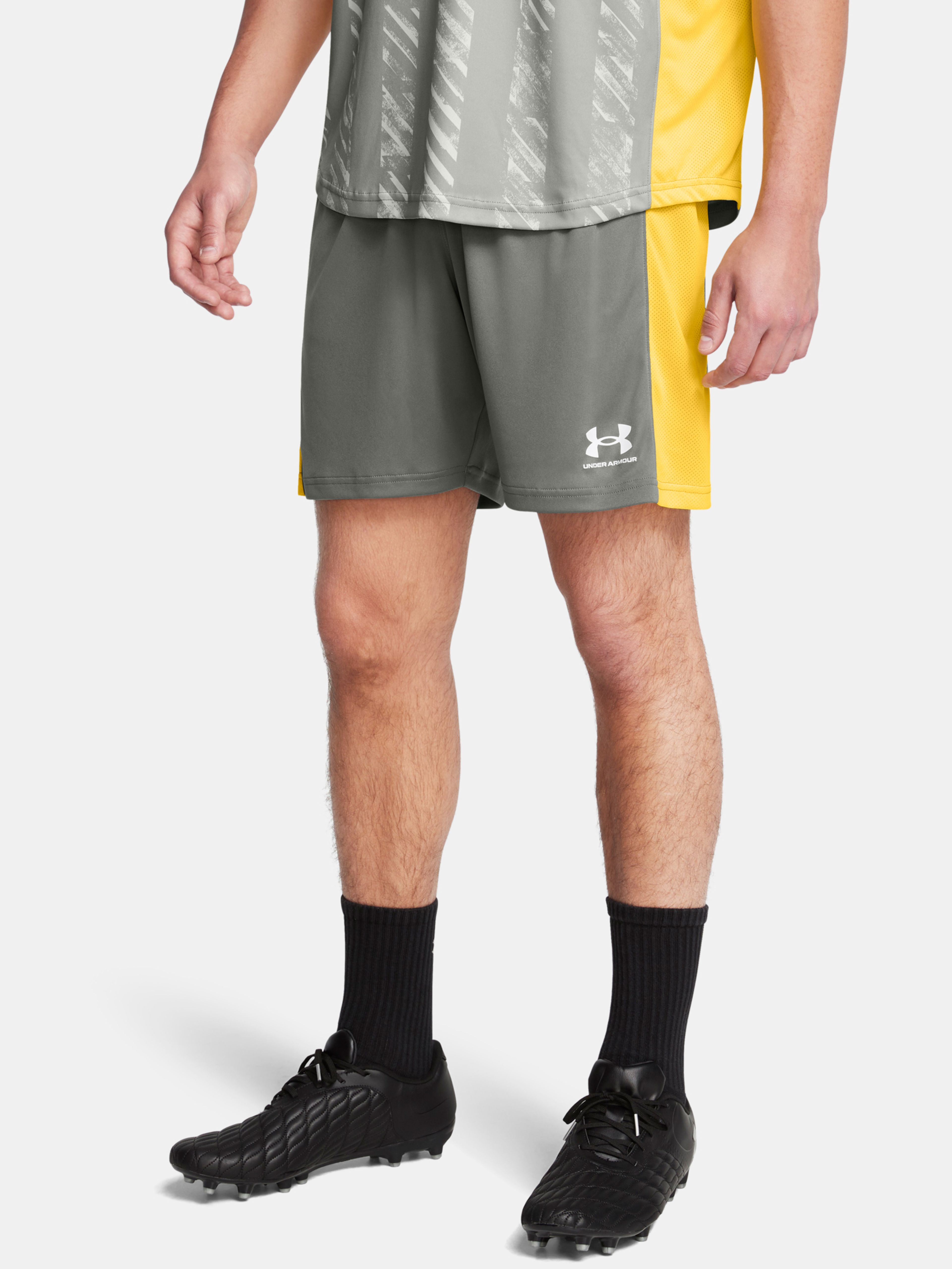 Férfi rövidnadrágok Under Armour UA M's Ch. Knit Short-GRN