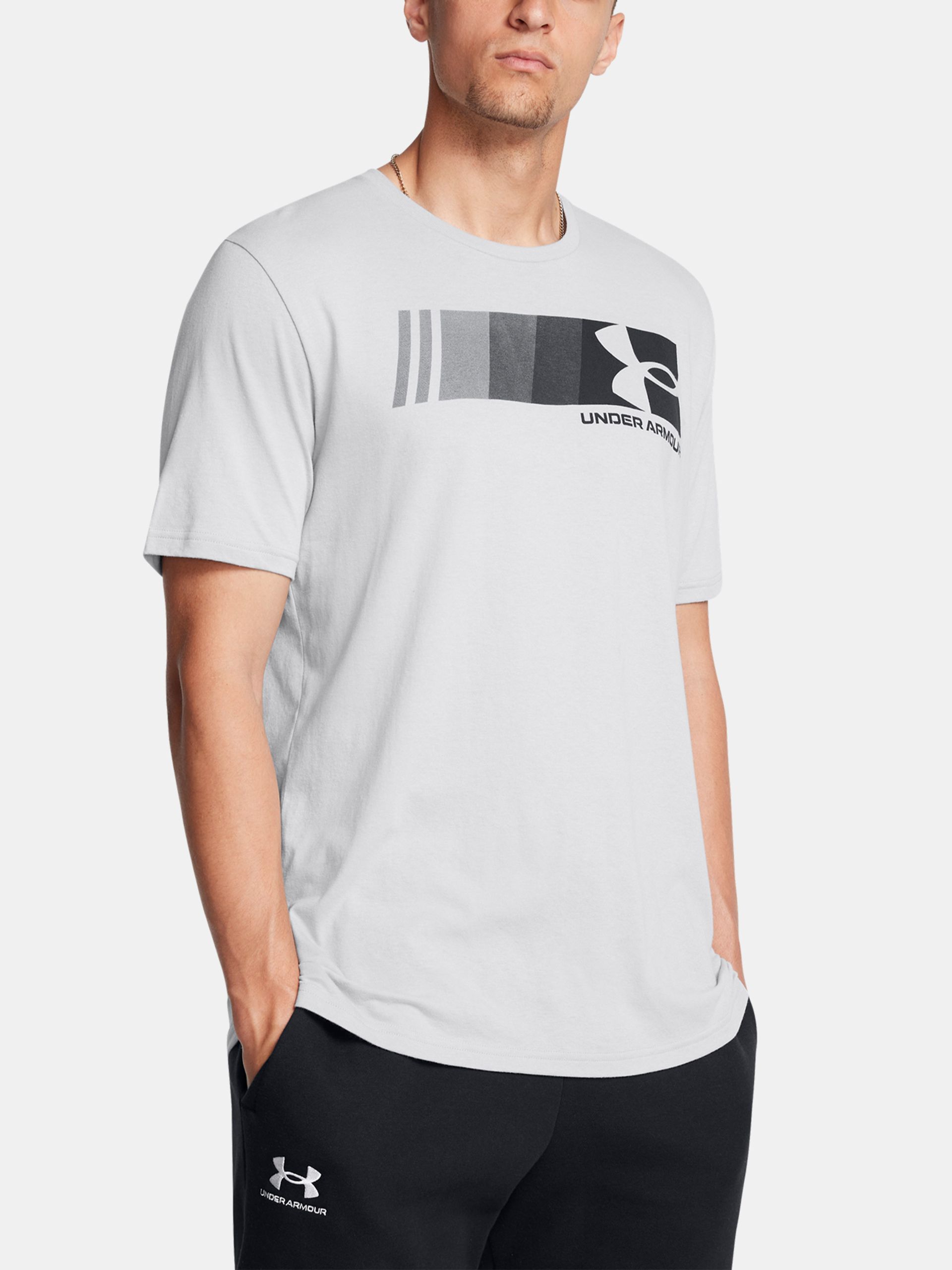 Férfi póló Under Armour UA M FAST L CHEST SS MFO-GRY - 001