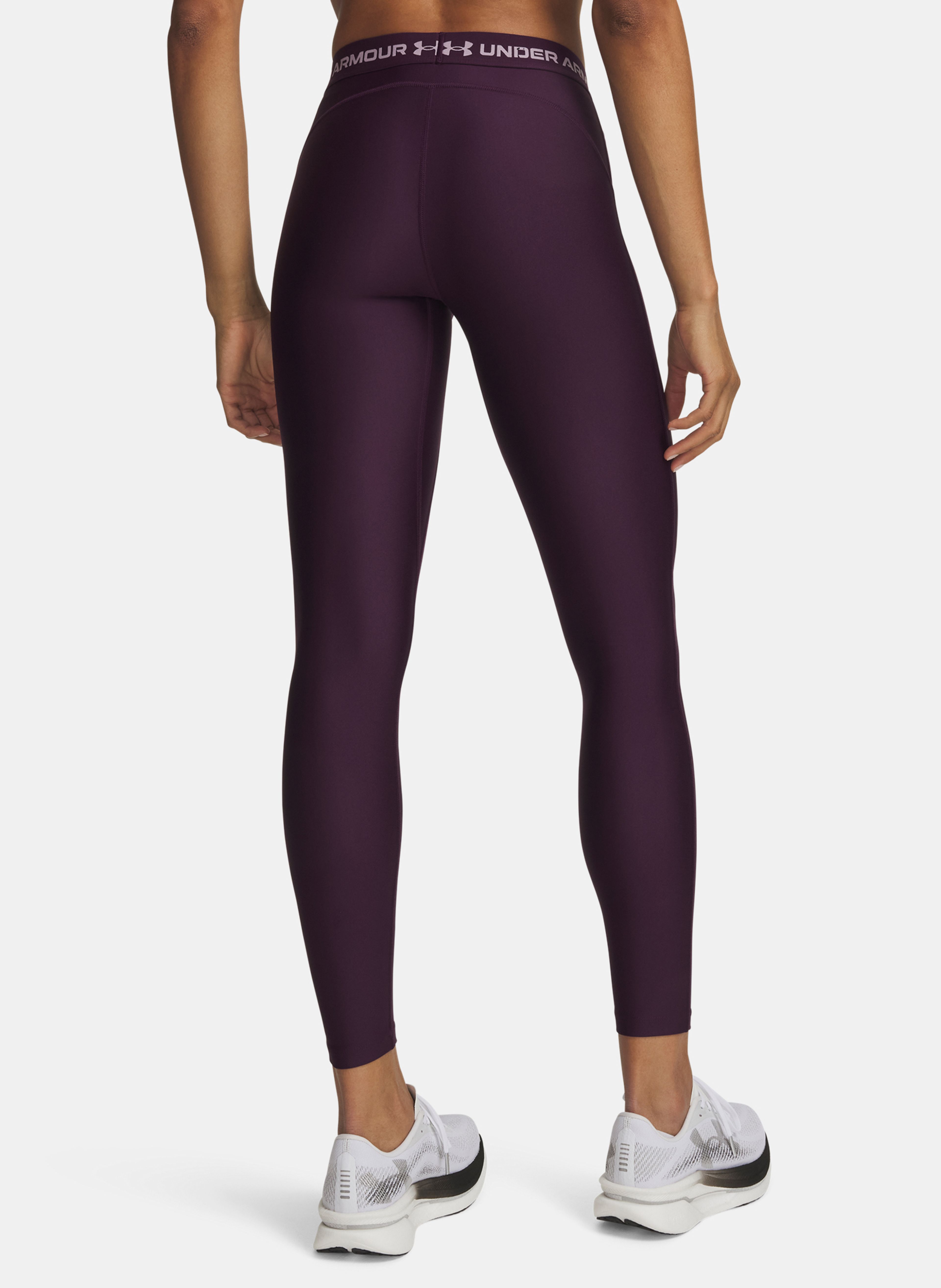 Sieviešu legingi Under Armour HEATGEAR Legging - 002