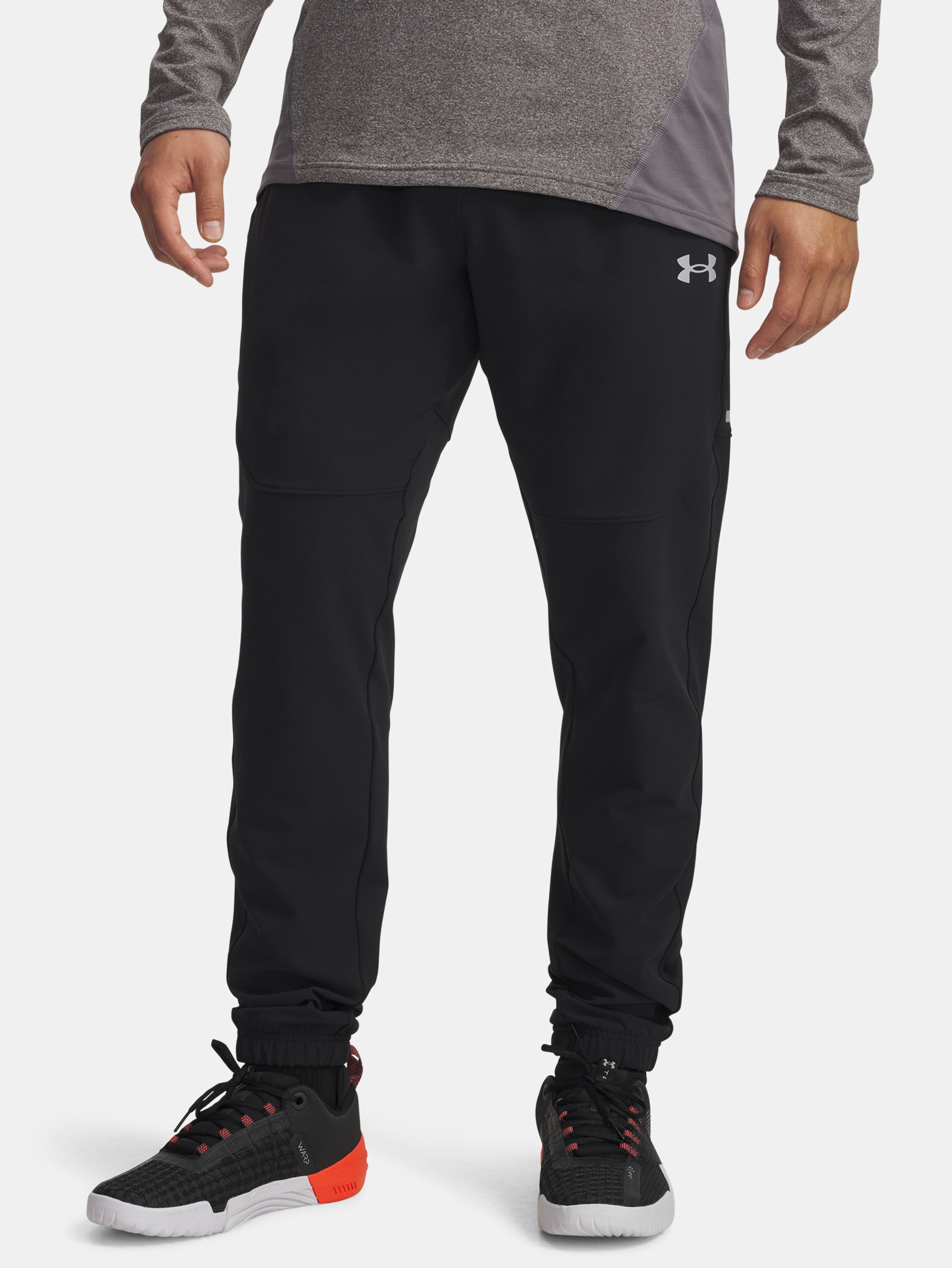 Pánske športové nohavice Under Armour Utility Woven Winterized Pnt-BLK