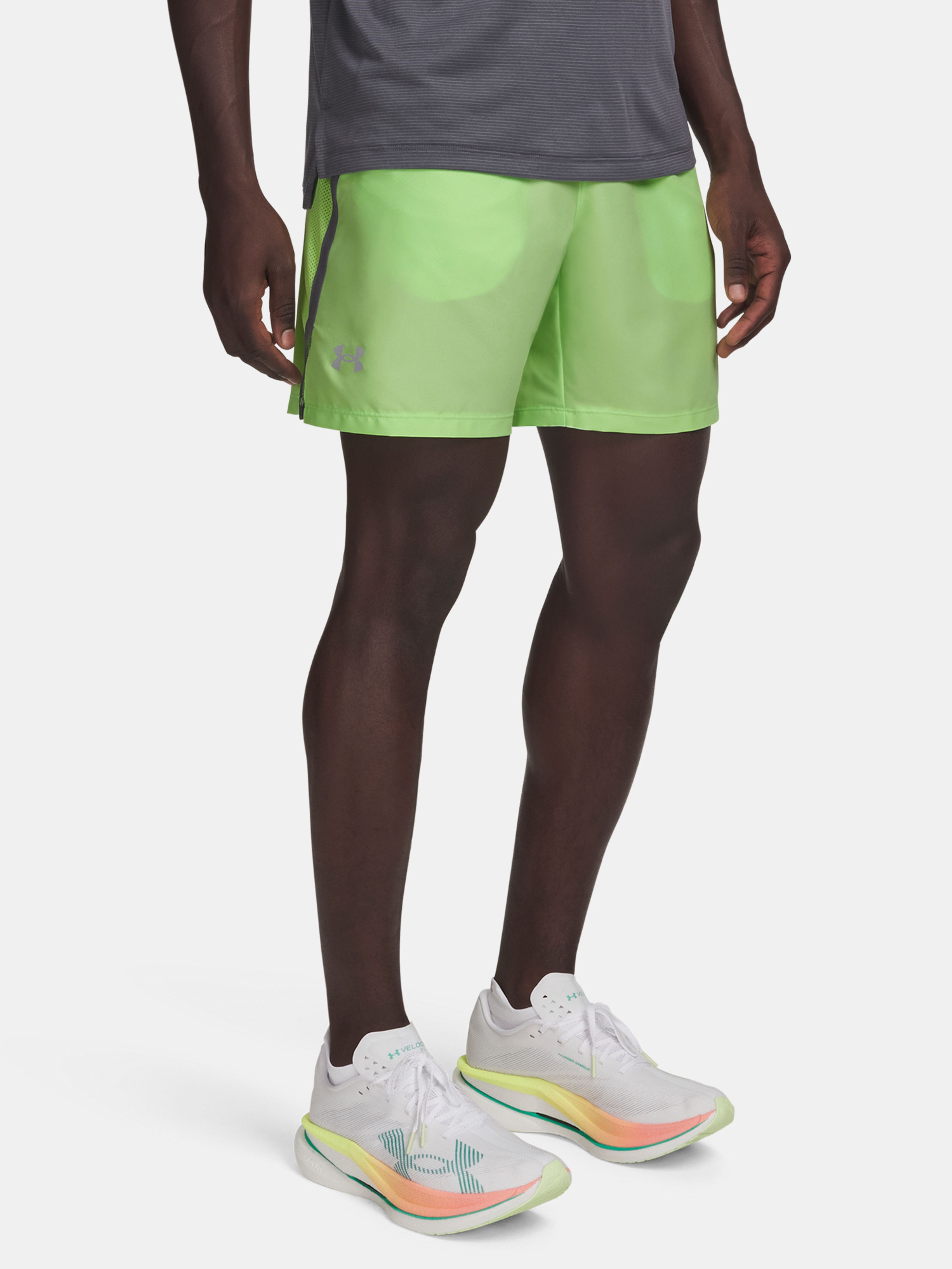 Férfi rövidnadrágok Under Armour UA LAUNCH 7'' SHORTS