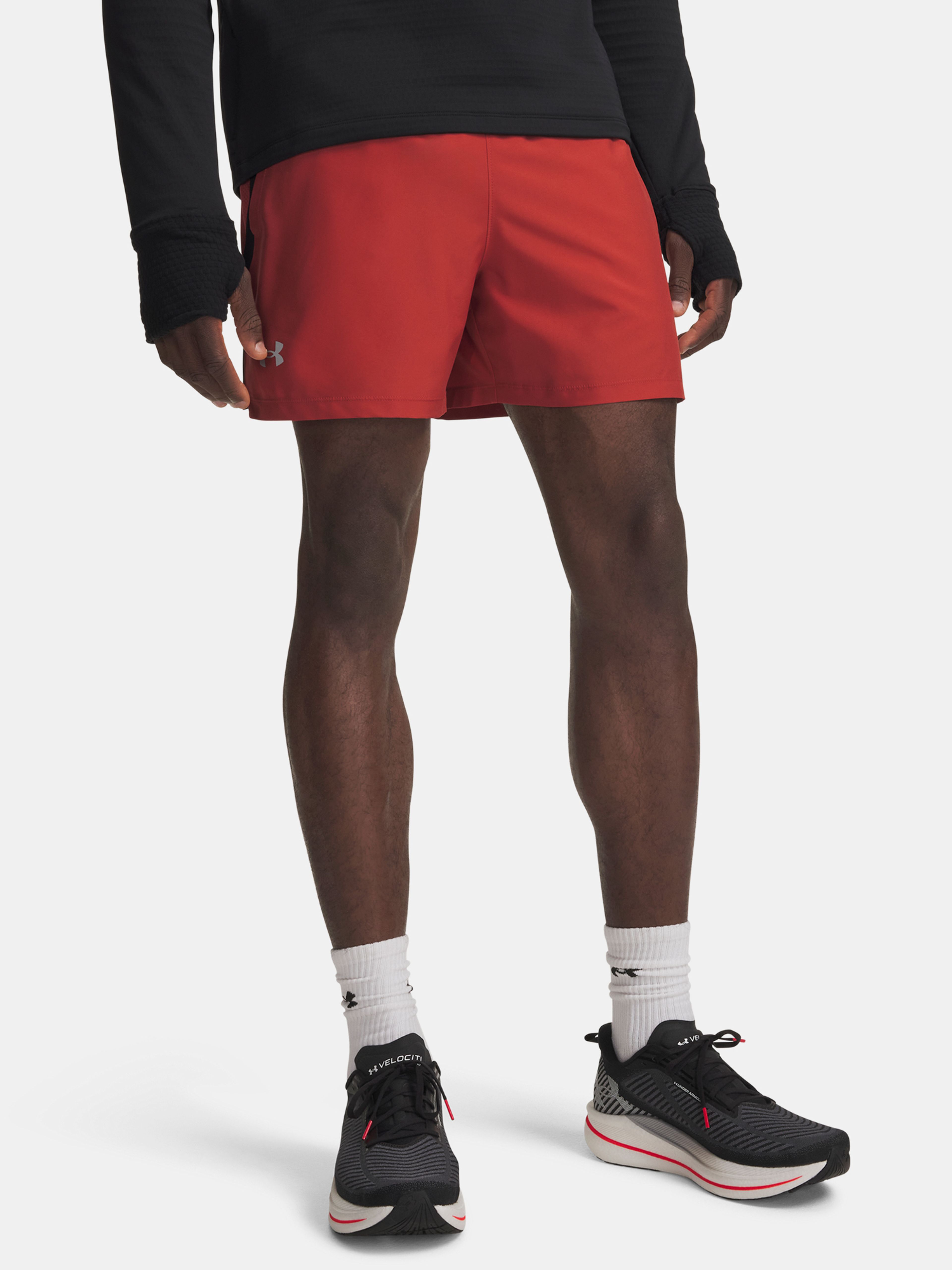 Férfi rövidnadrágok Under Armour UA LAUNCH 5'' SHORTS - 001