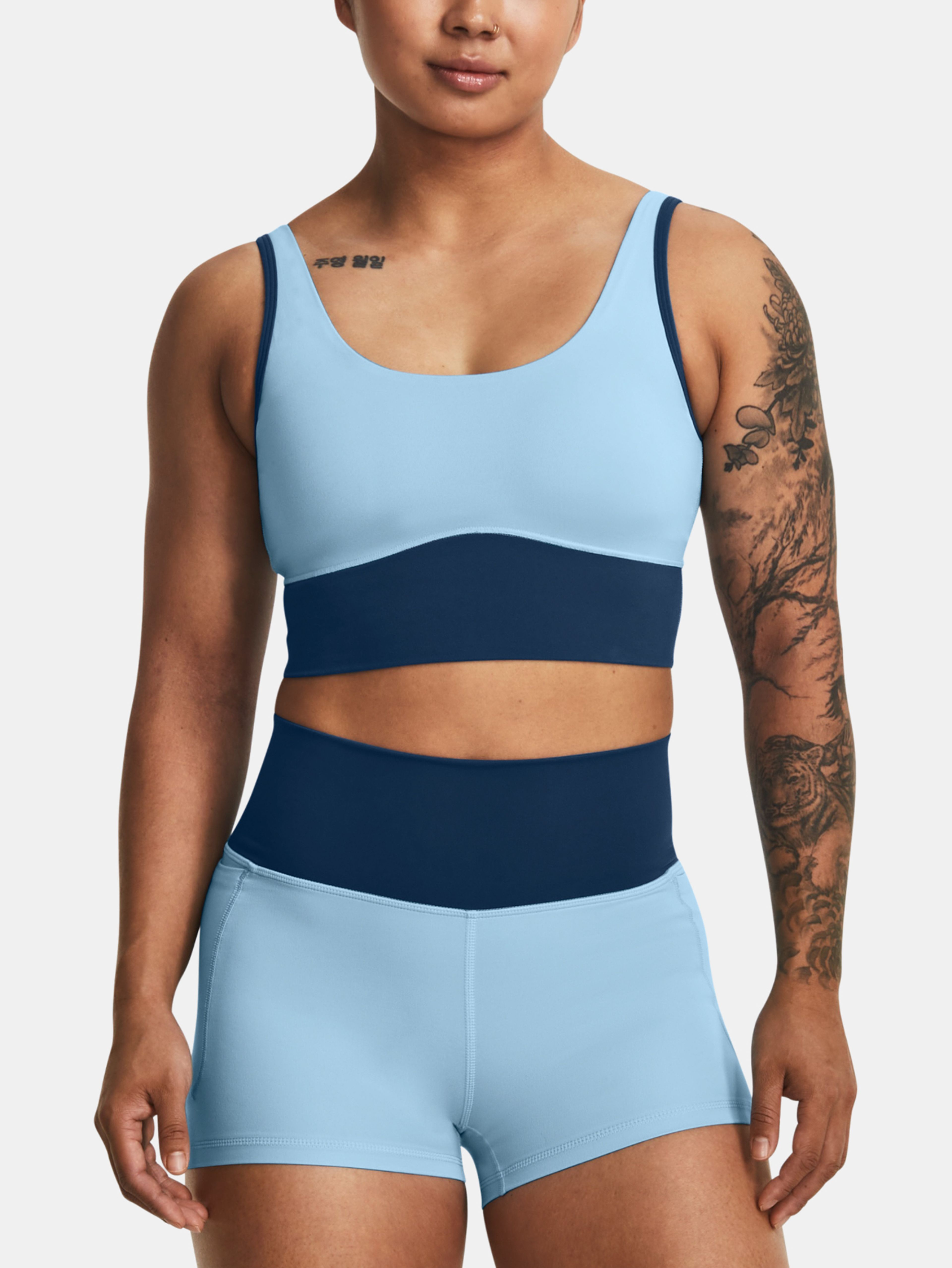 Dámské tílko Under Armour Meridian Fitted Crop Tank