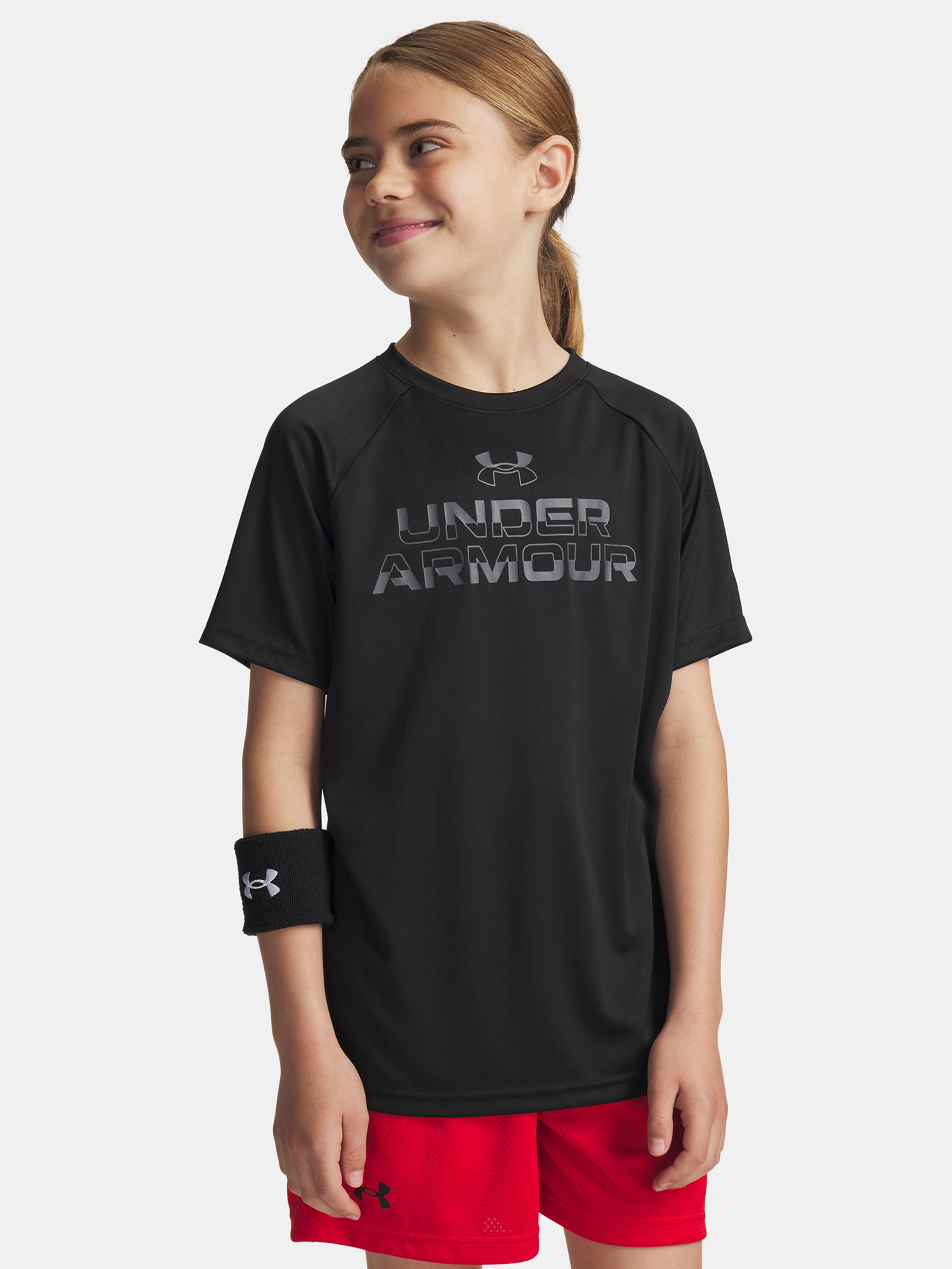 Fiú póló Under Armour UA Tech Split Wordmark SS-BLK