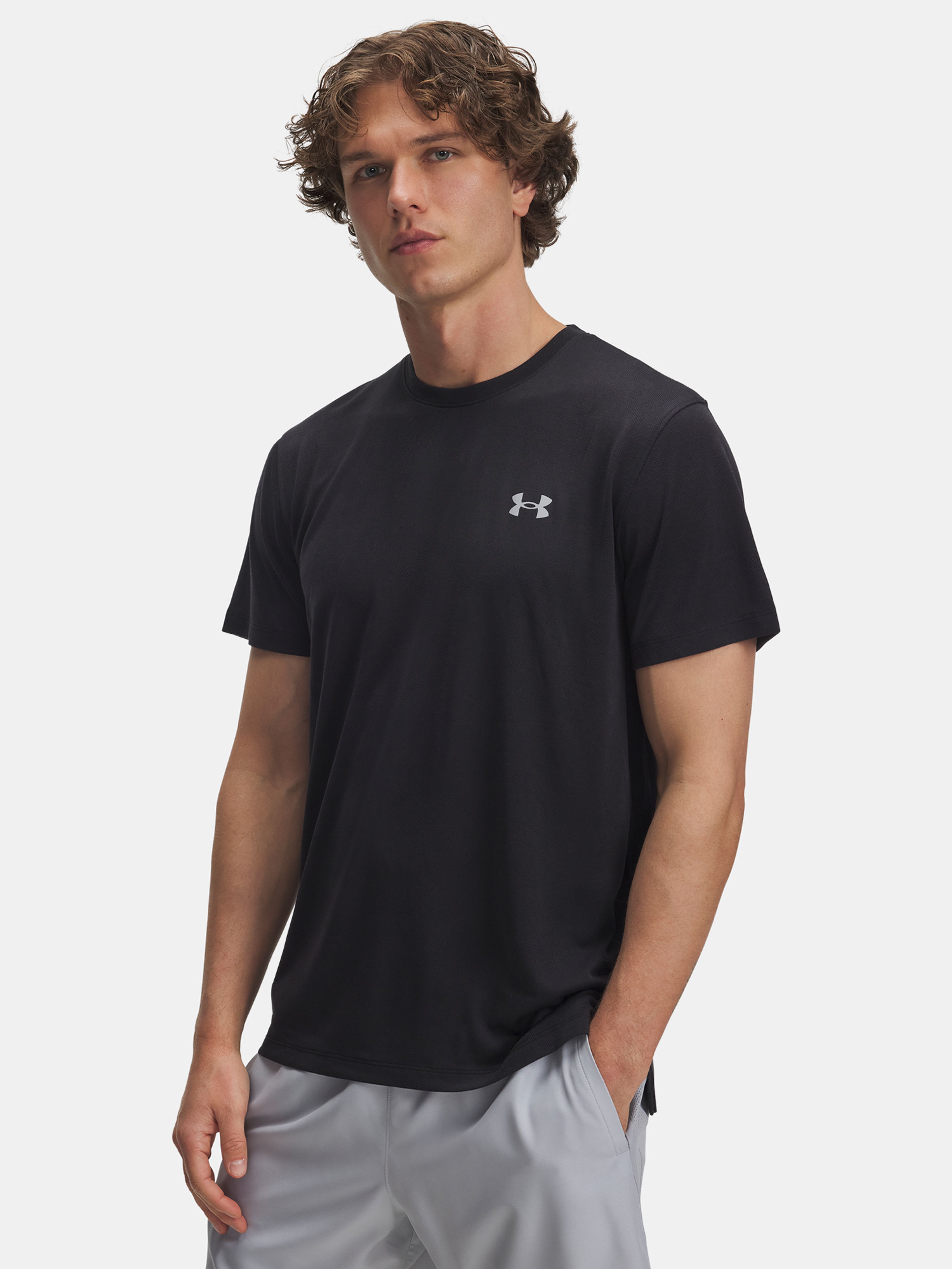 Pánske tričko Under Armour UA Launch Camo SS-BLK