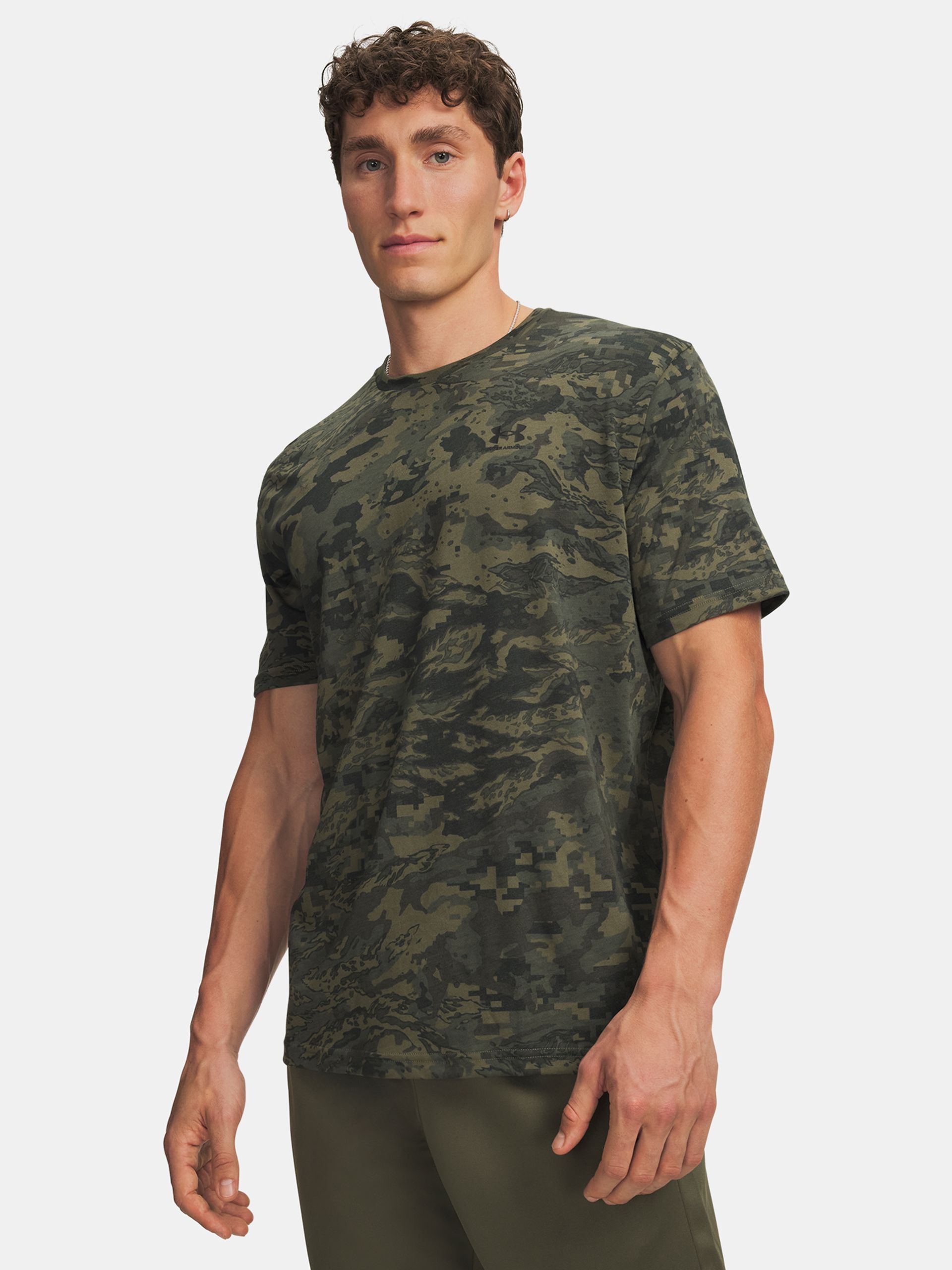 Meeste t-särk Under Armour UA ABC CAMO SS - 001