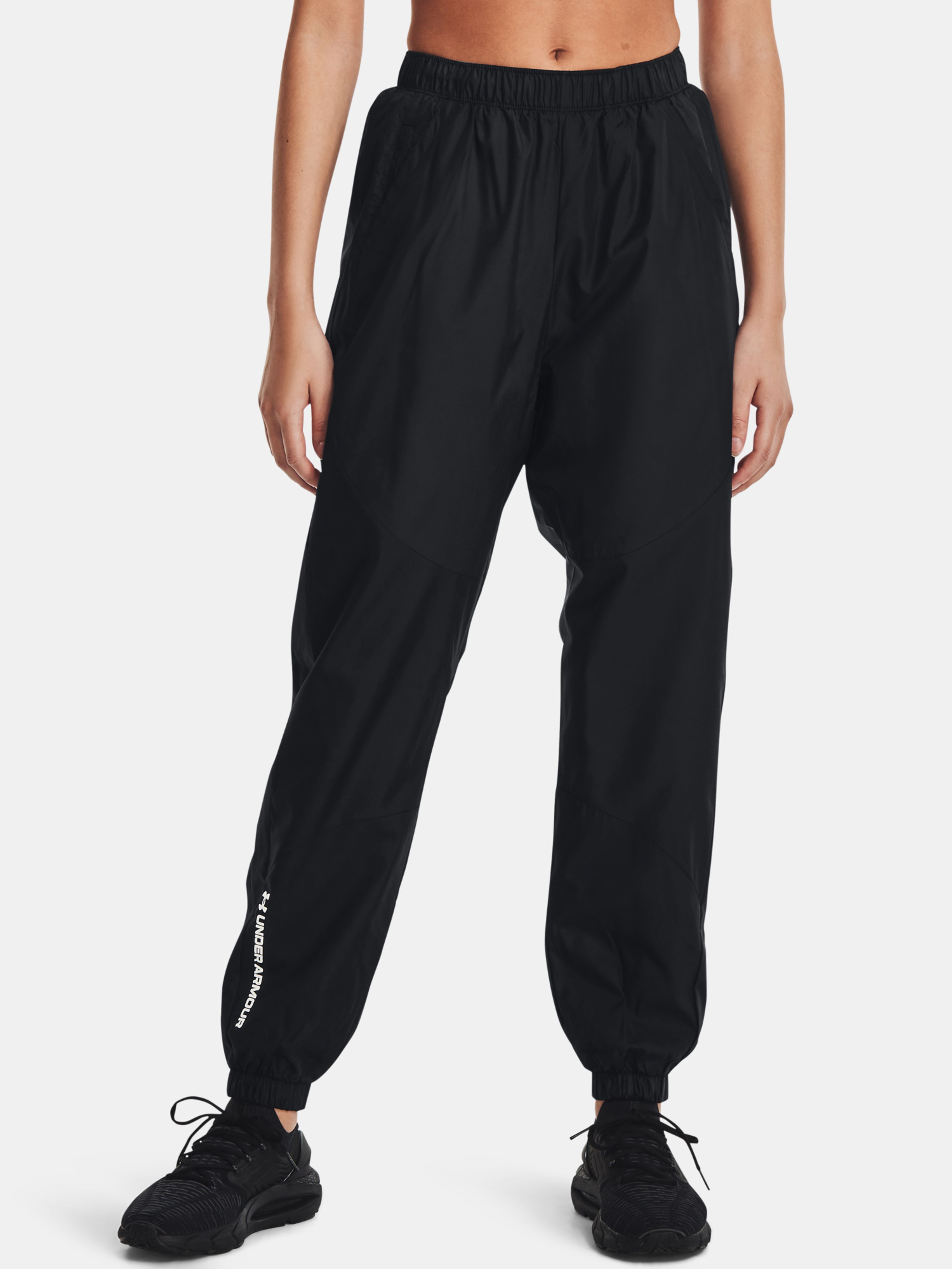 Dámske športové nohavice Under Armour UA Storm Rush Woven Pant