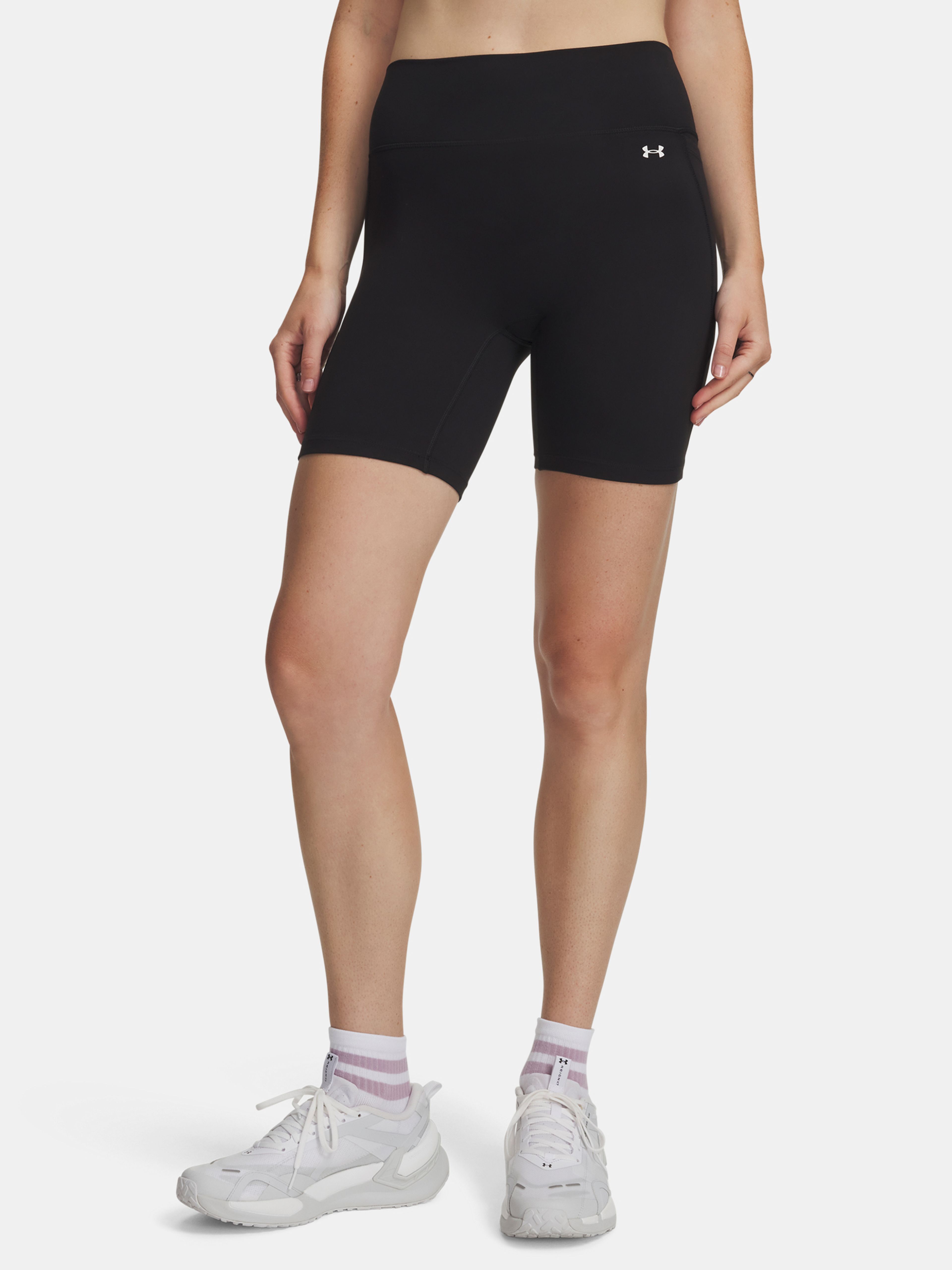 Ženske kratke hlače Under Armour Motion Bike Short - 001