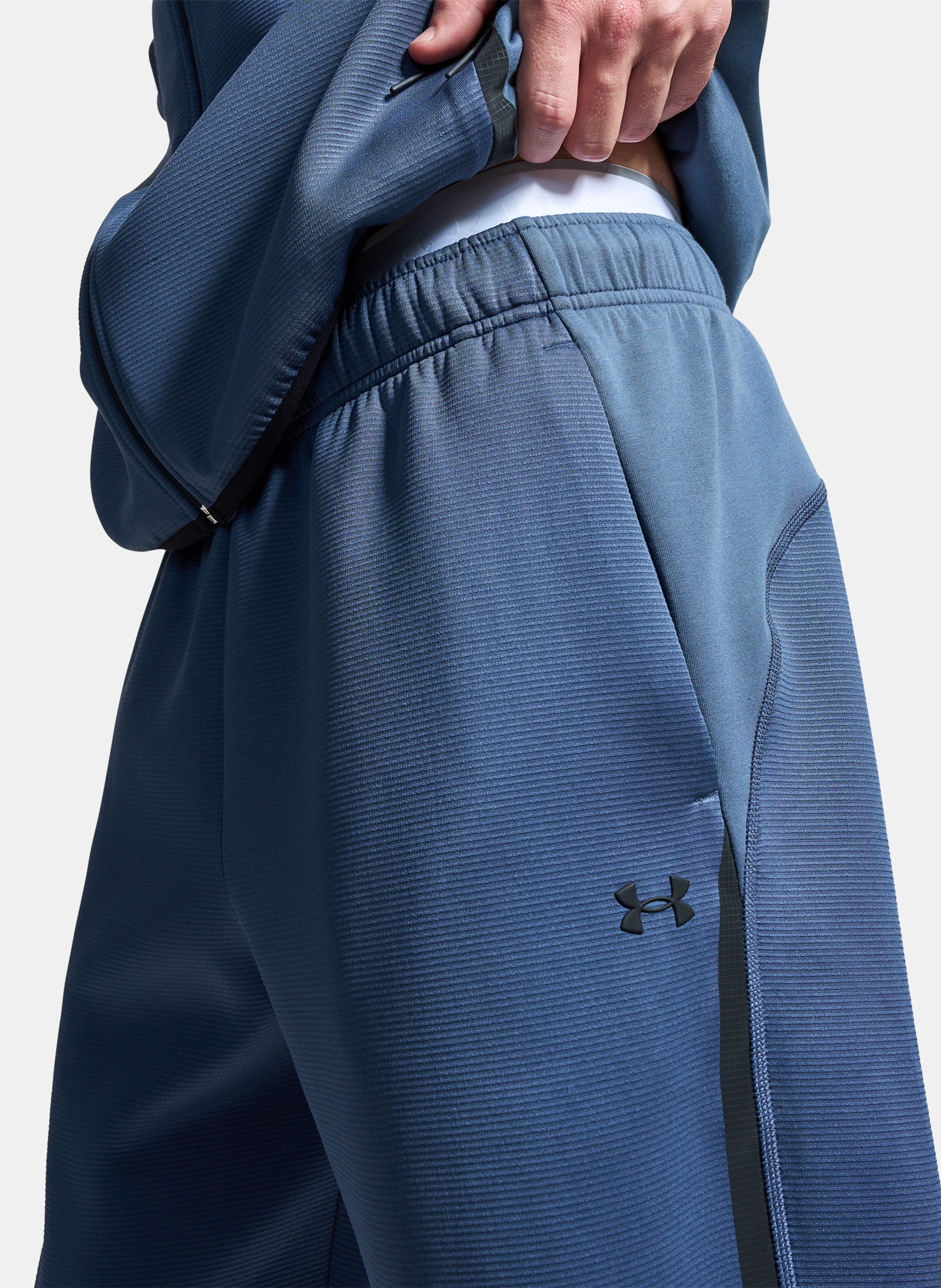 Moške spodnji del trenirke Under Armour UA Unstoppable Flc Txtrd Jgr - 005