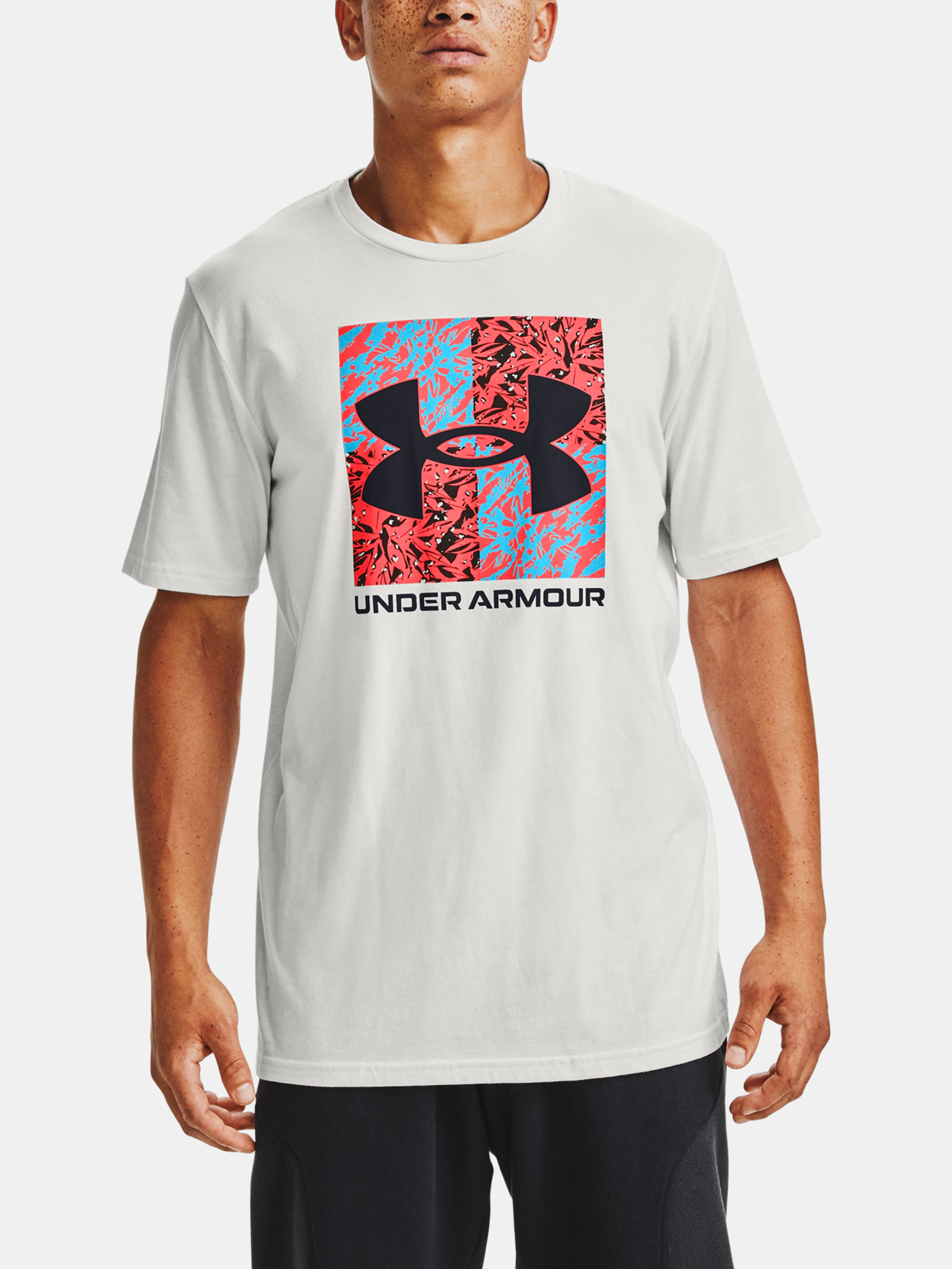 Meeste t-särk Under Armour SHATTERED BOX LOGO SS