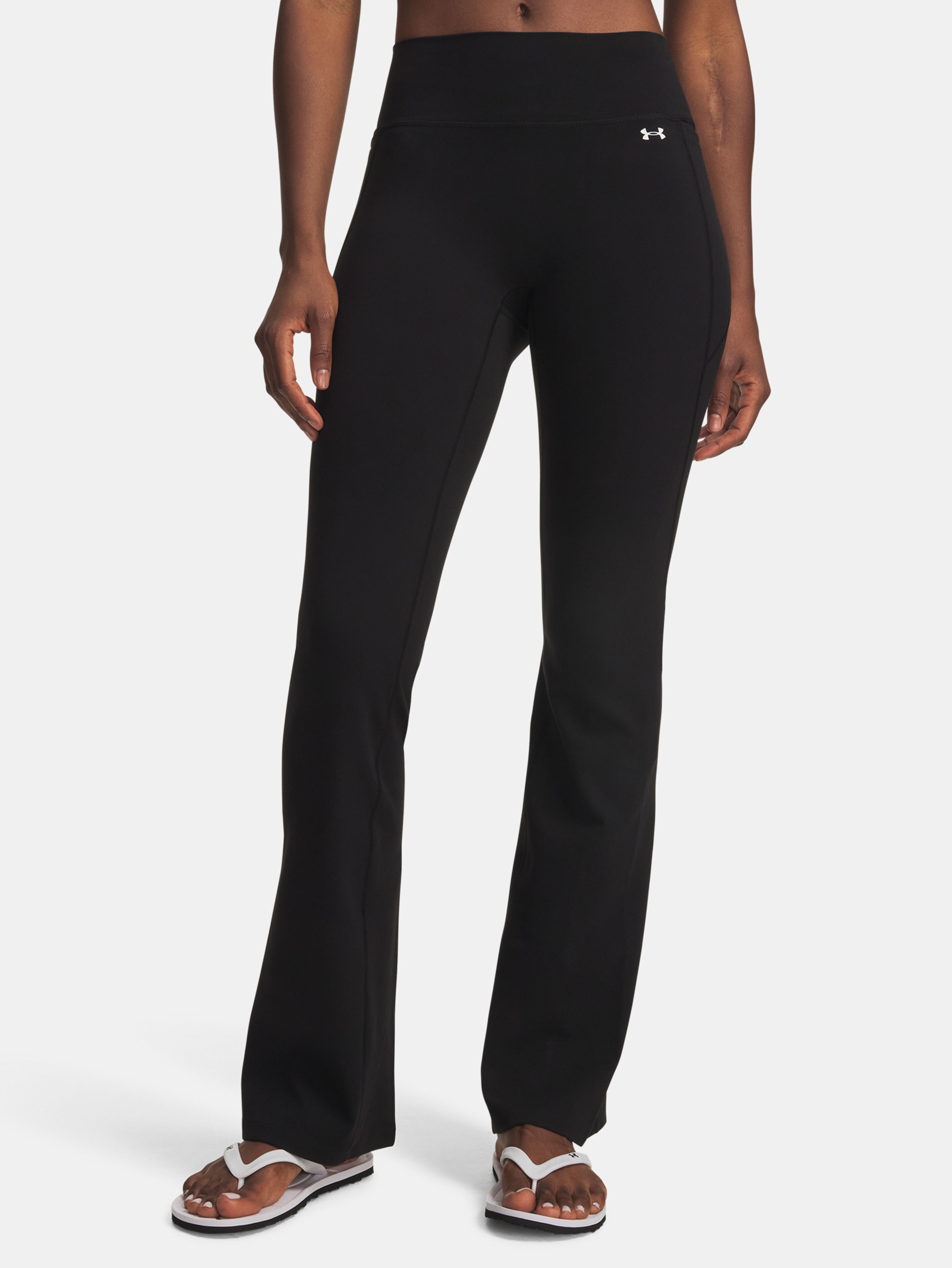 Dámské sportovní kalhoty Under Armour Motion Boot Cut - 001