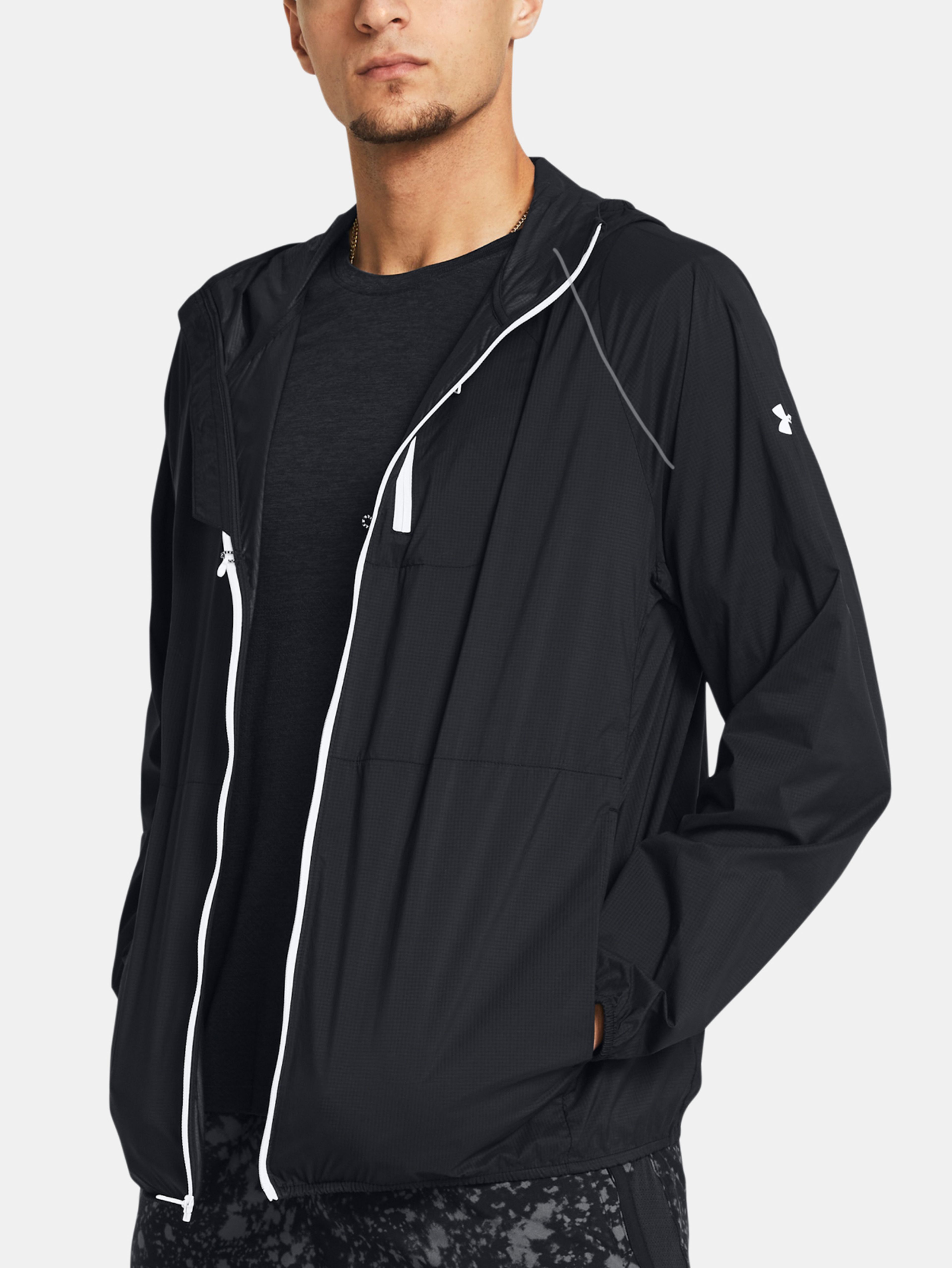 Férfi dzseki Under Armour LAUNCH LIGHTWEIGHT JKT