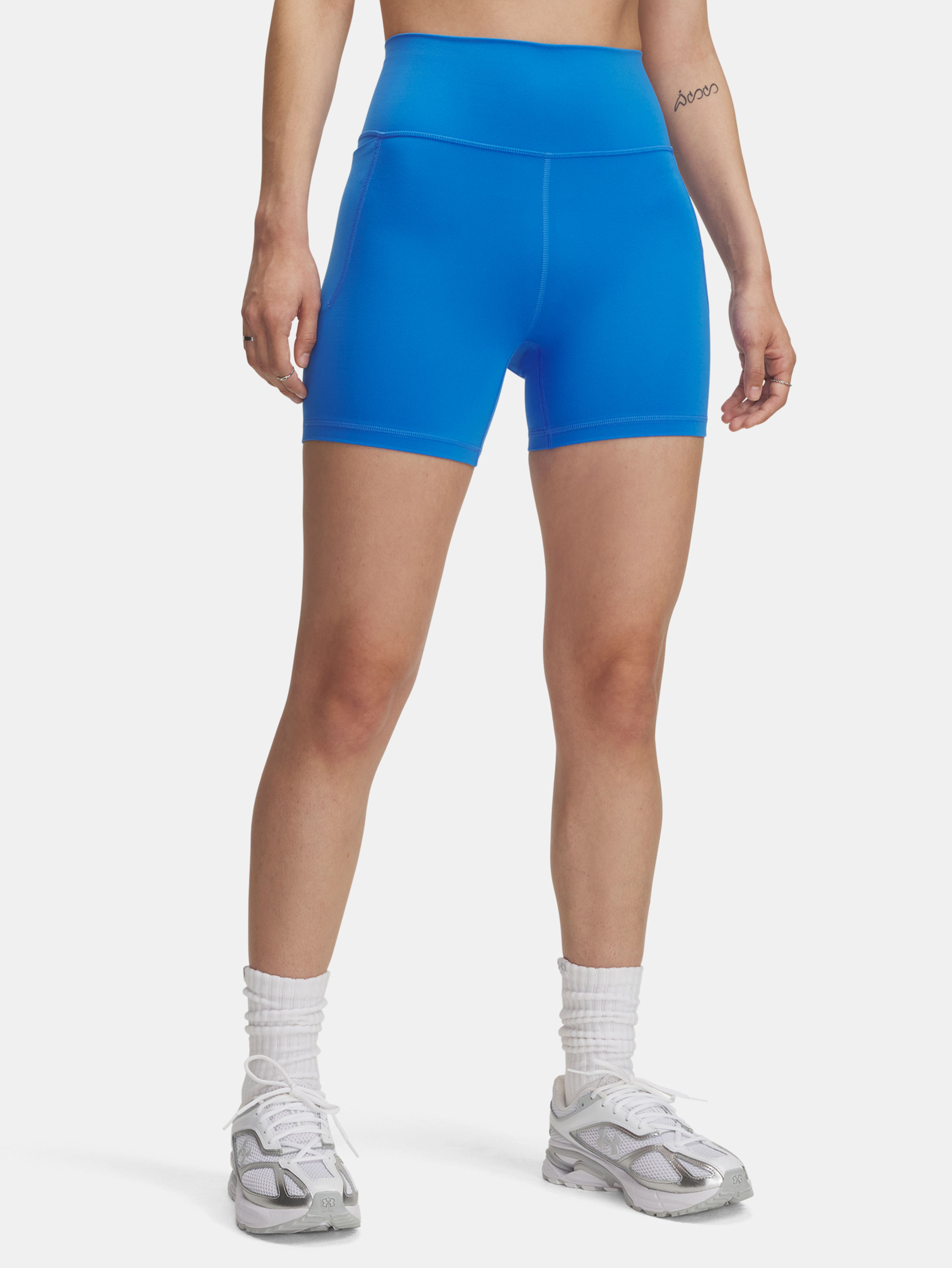 Moteriški šortai Under Armour Meridian Middy-BLU