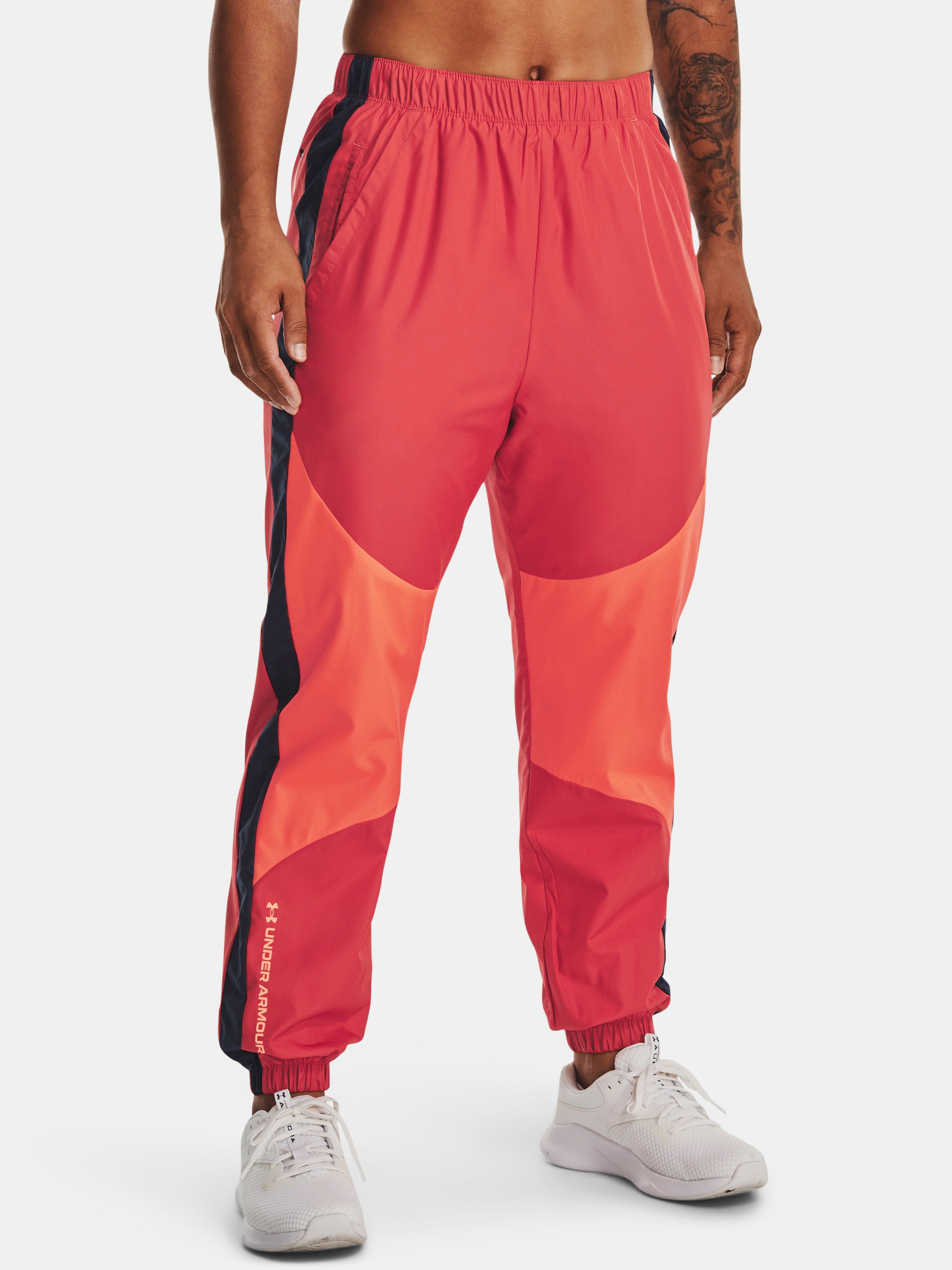 Dámske športové nohavice Under Armour UA Rush Woven Pant