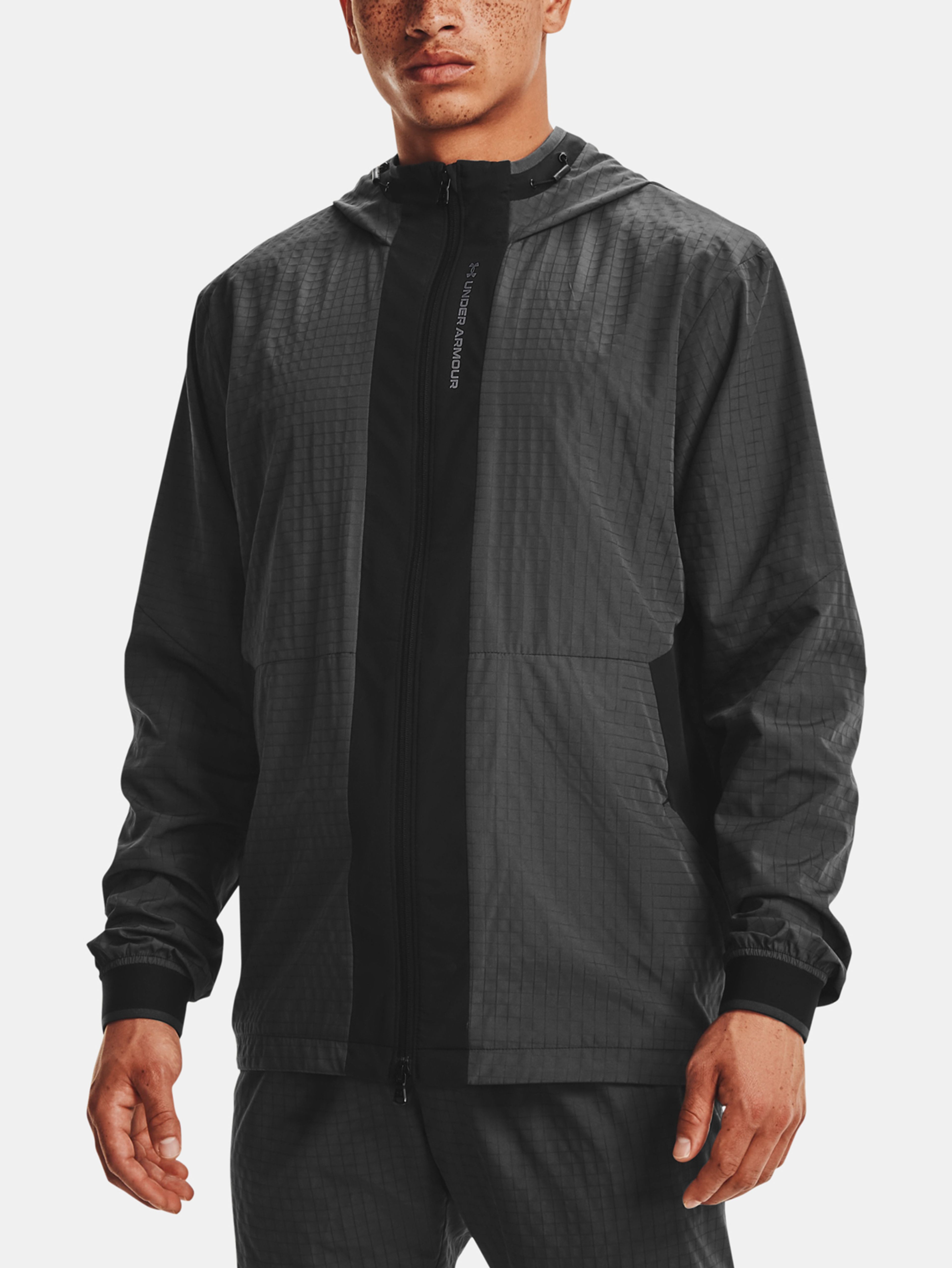 Meeste jope Under Armour RUSH LEGACY Storm Windbreaker