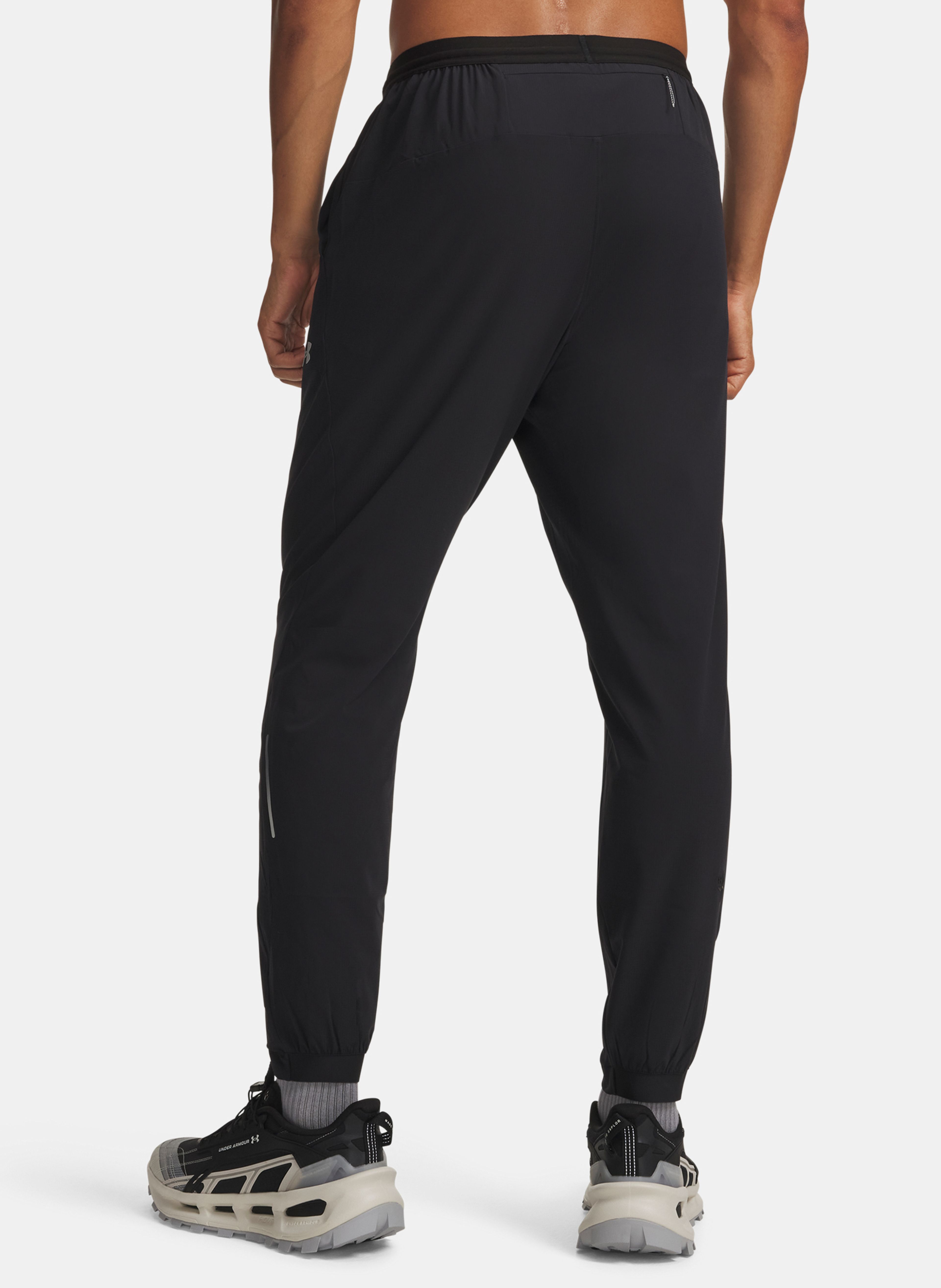 Pánske športové nohavice Under Armour M Explor Trail Run Pant - 002