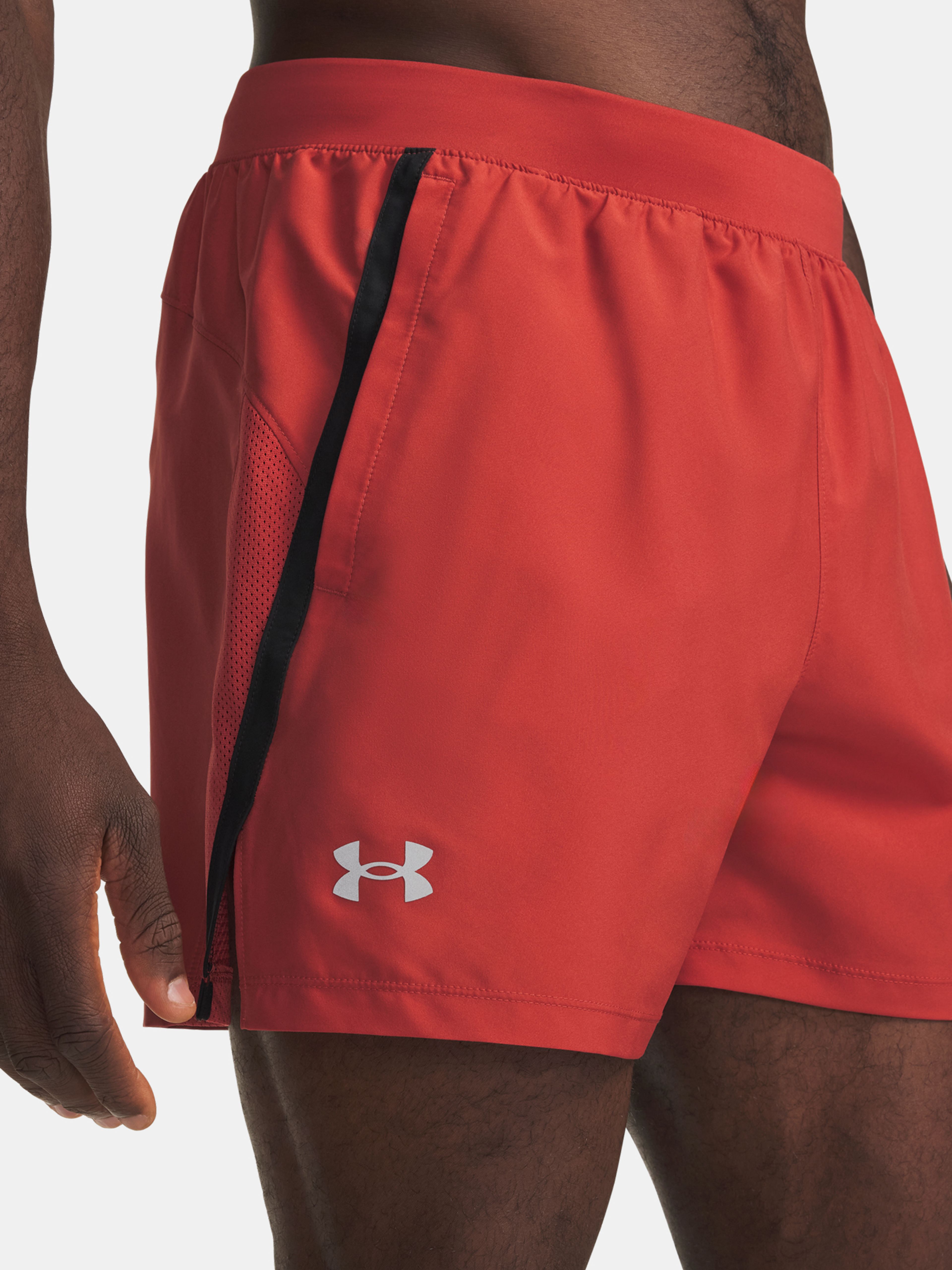 Férfi rövidnadrágok Under Armour UA LAUNCH 5'' SHORTS - 003