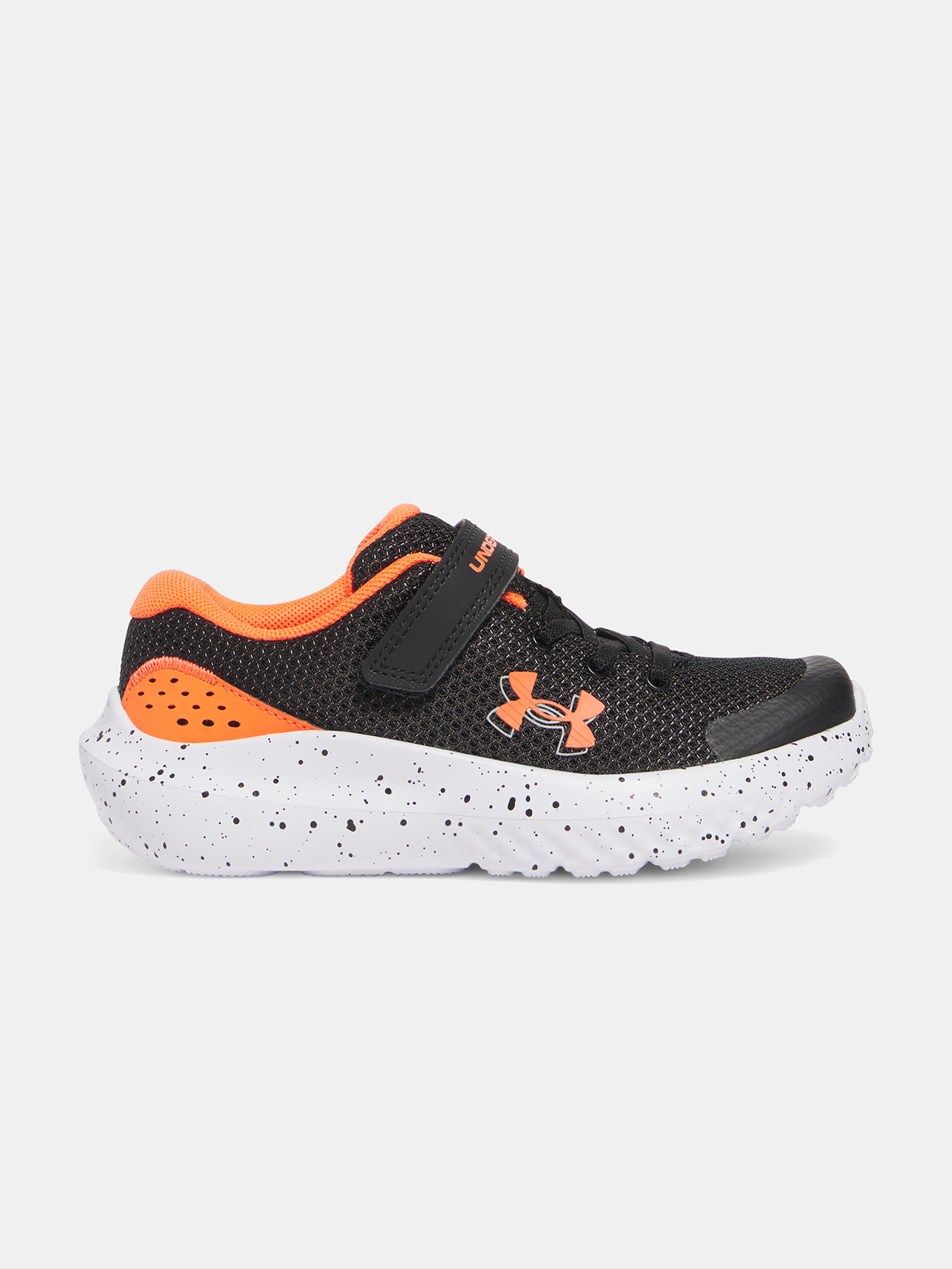 Chlapecké boty Under Armour UA BPS Surge 4 AC