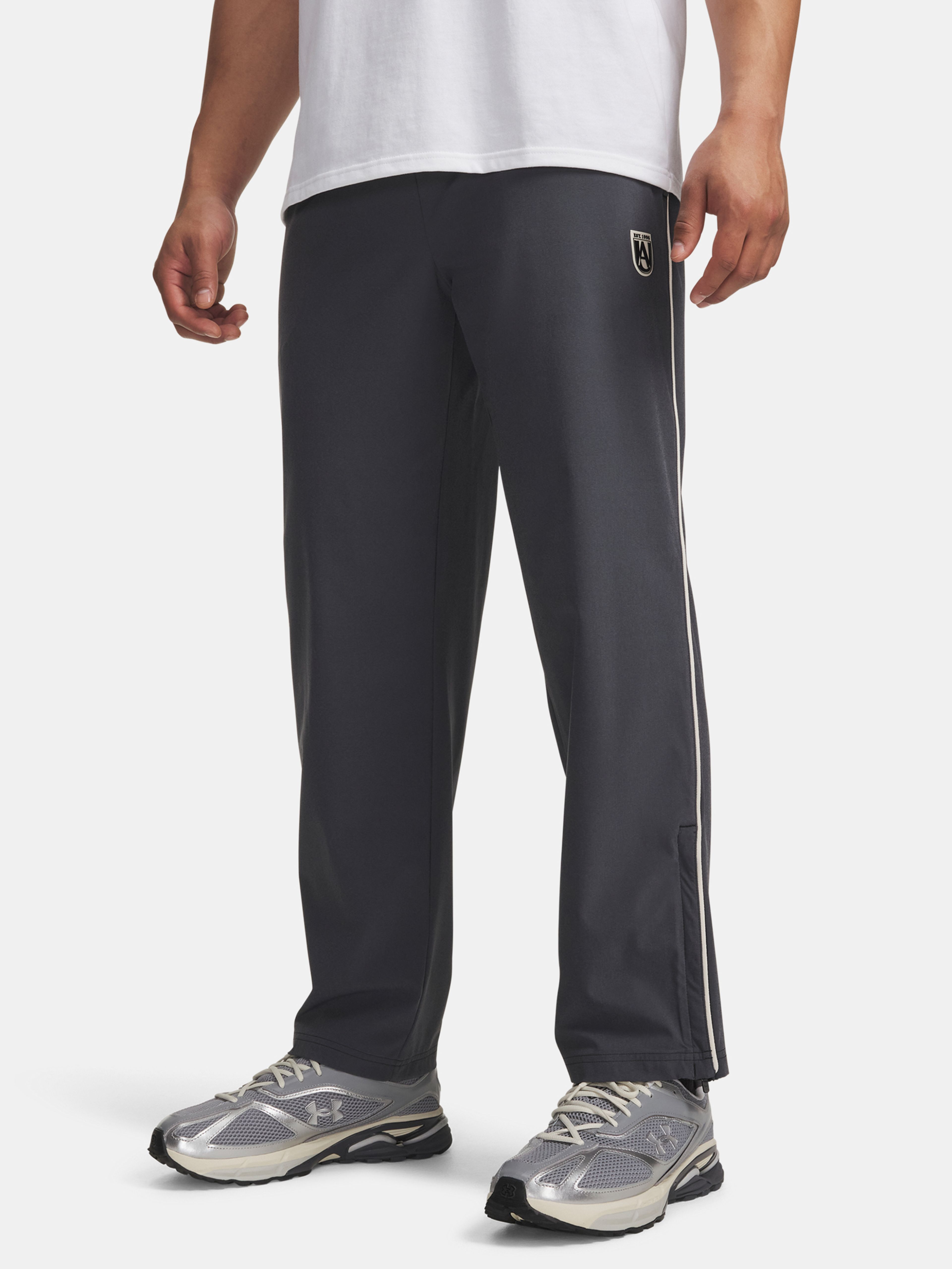 Vyriškos sportinės kelnės Under Armour Terrace Woven Pants - 001