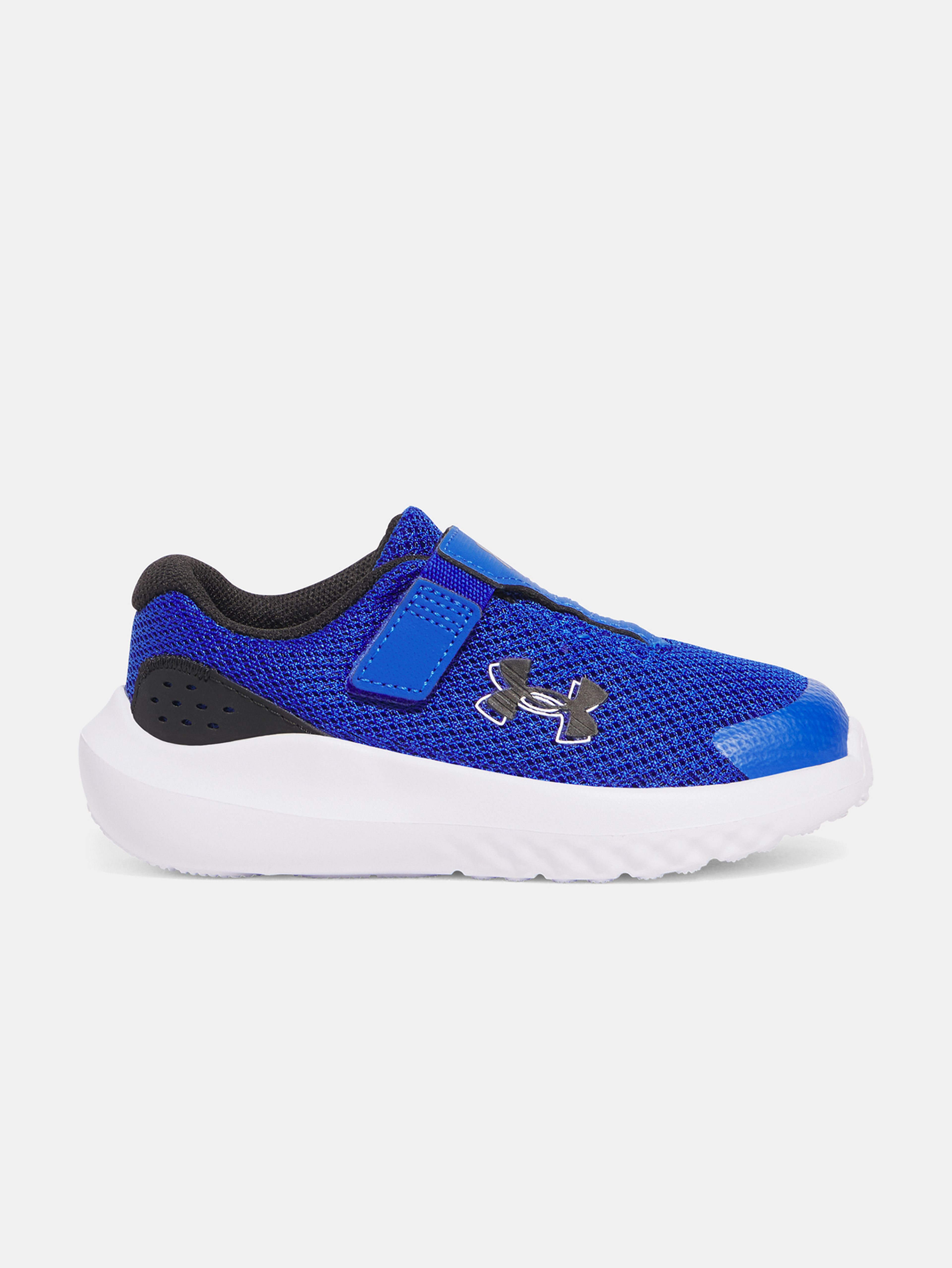 Deški čevlji Under Armour UA BINF Surge 4 AC