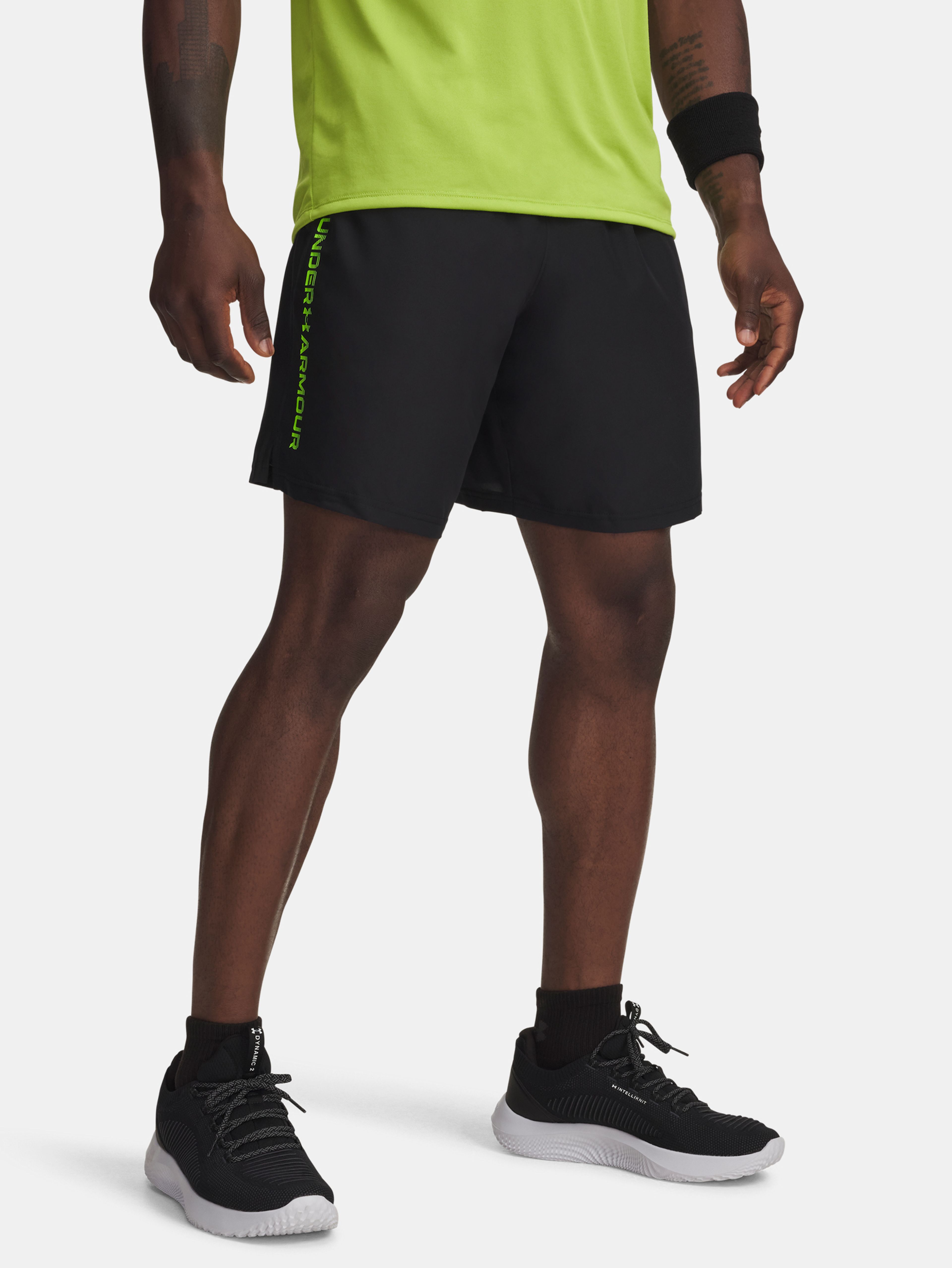 Pánske kraťasy Under Armour UA Tech Woven Wordmark Short-BLK