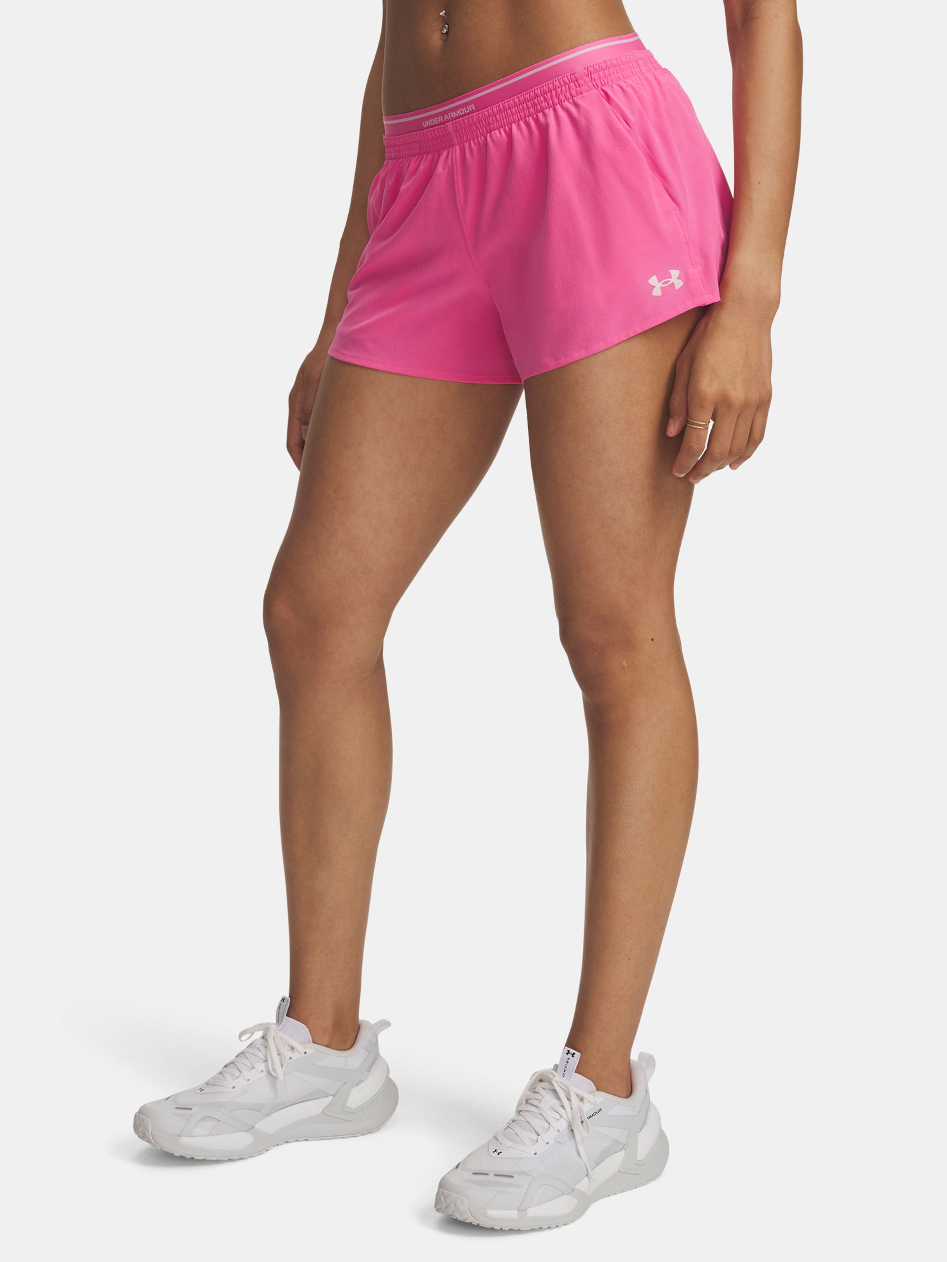 Naiste lühikesed püksid Under Armour UA Vanish Woven 3in Shorts - 001