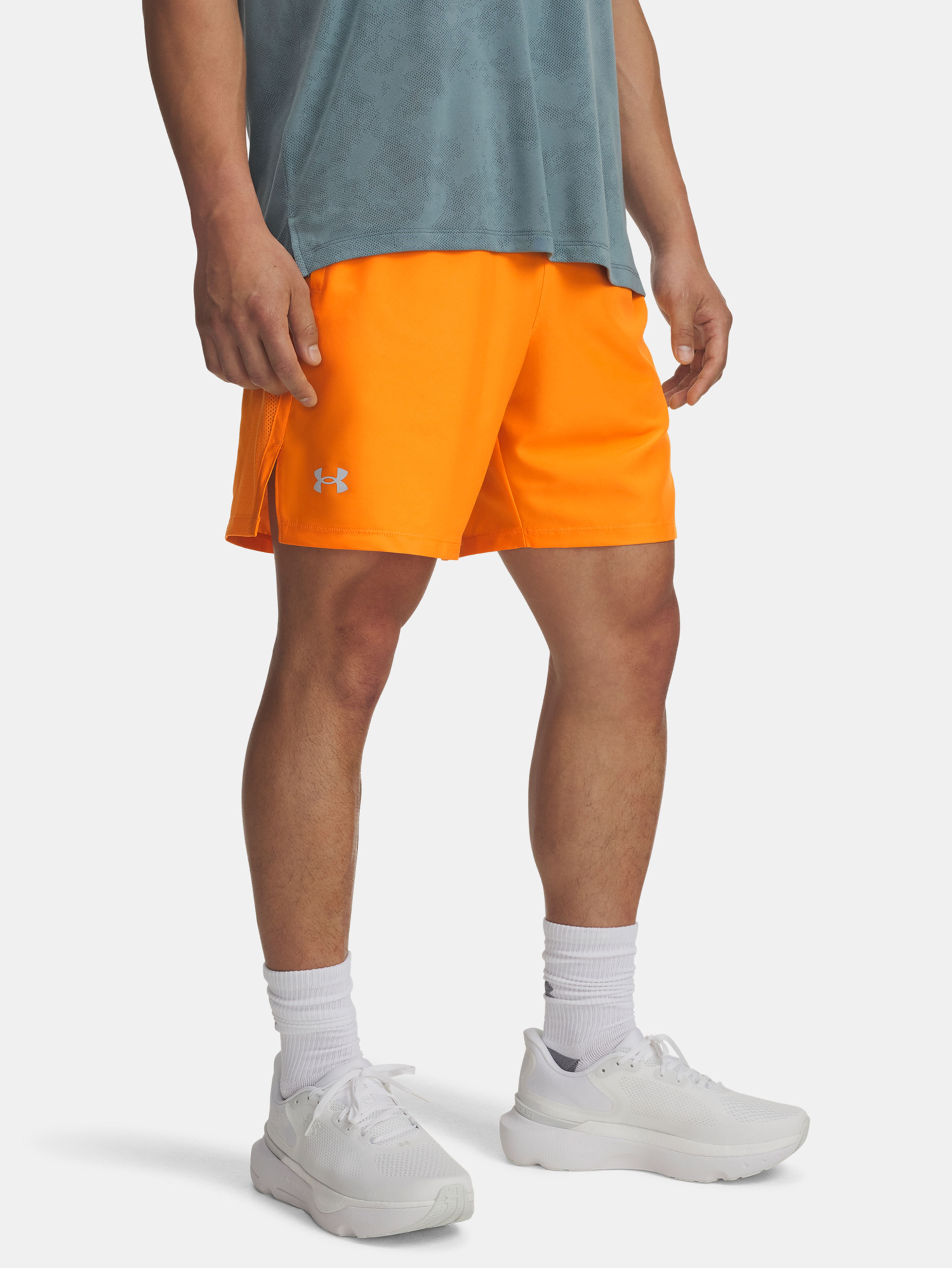Férfi rövidnadrágok Under Armour UA LAUNCH 7'' SHORTS-ORG