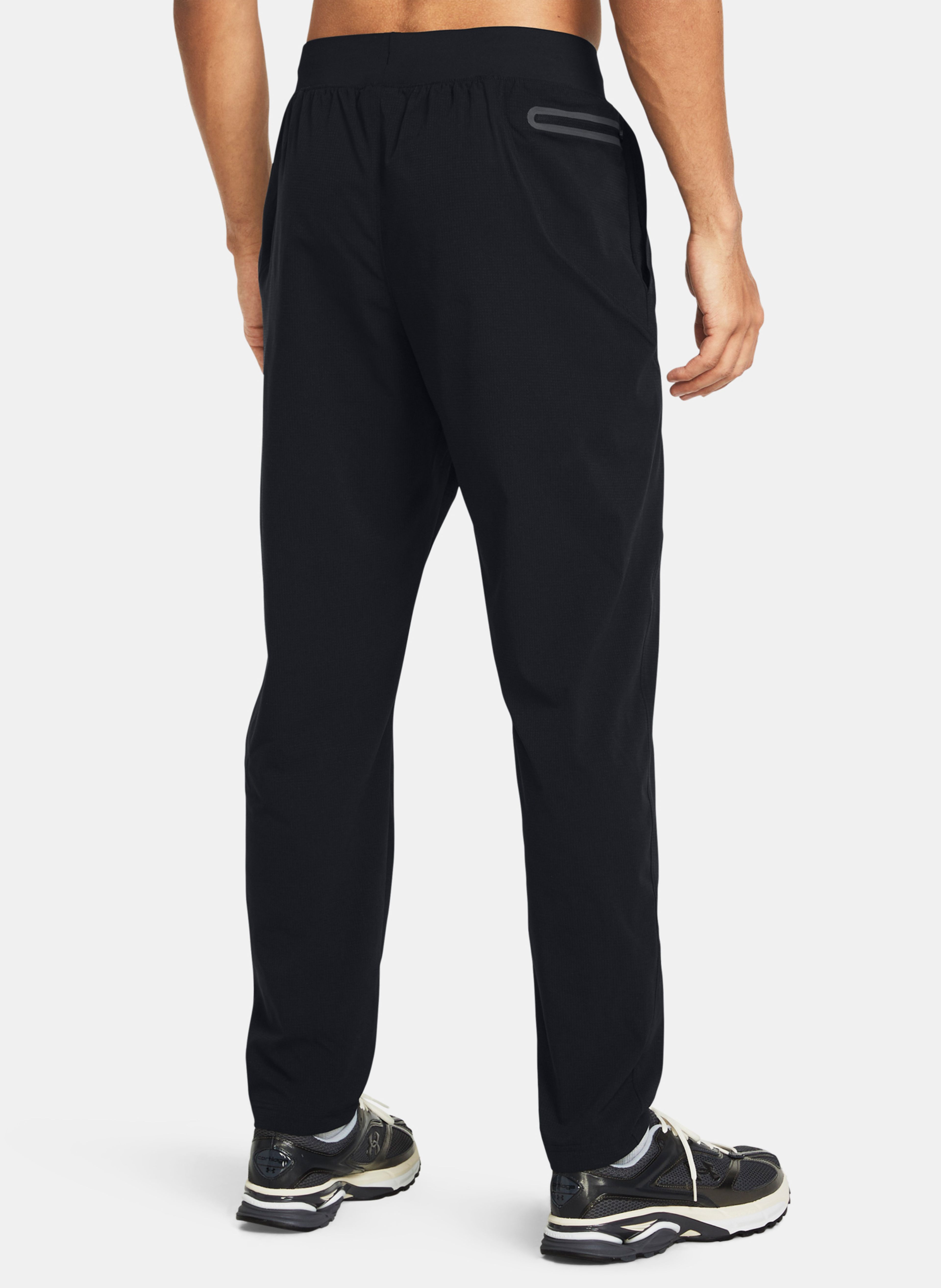 Moške športne hlače Under Armour UA Unstoppable Vented Taper - 003