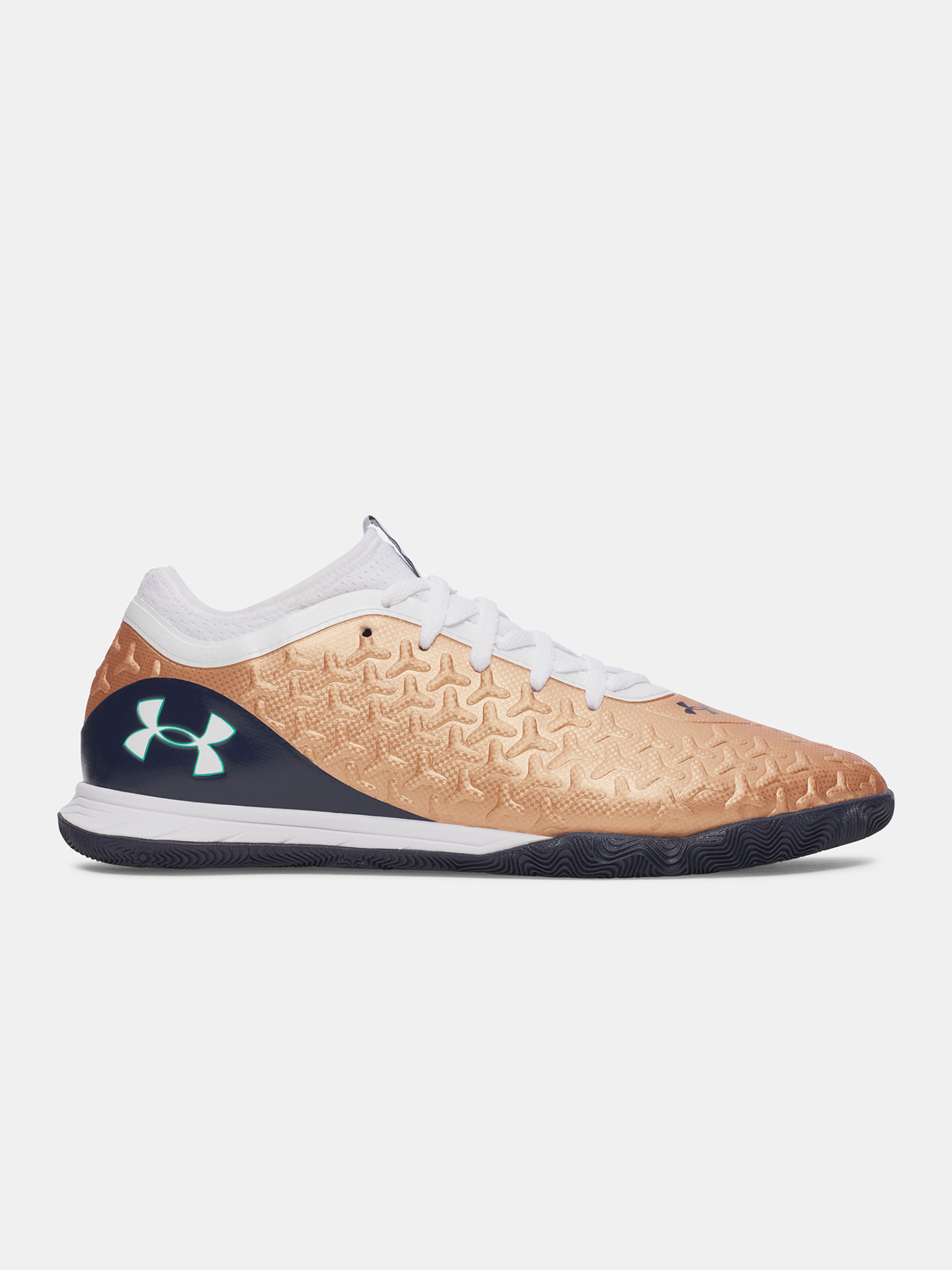 Unisexové sálovky Under Armour UA Magnetico Select 6 IN - 001