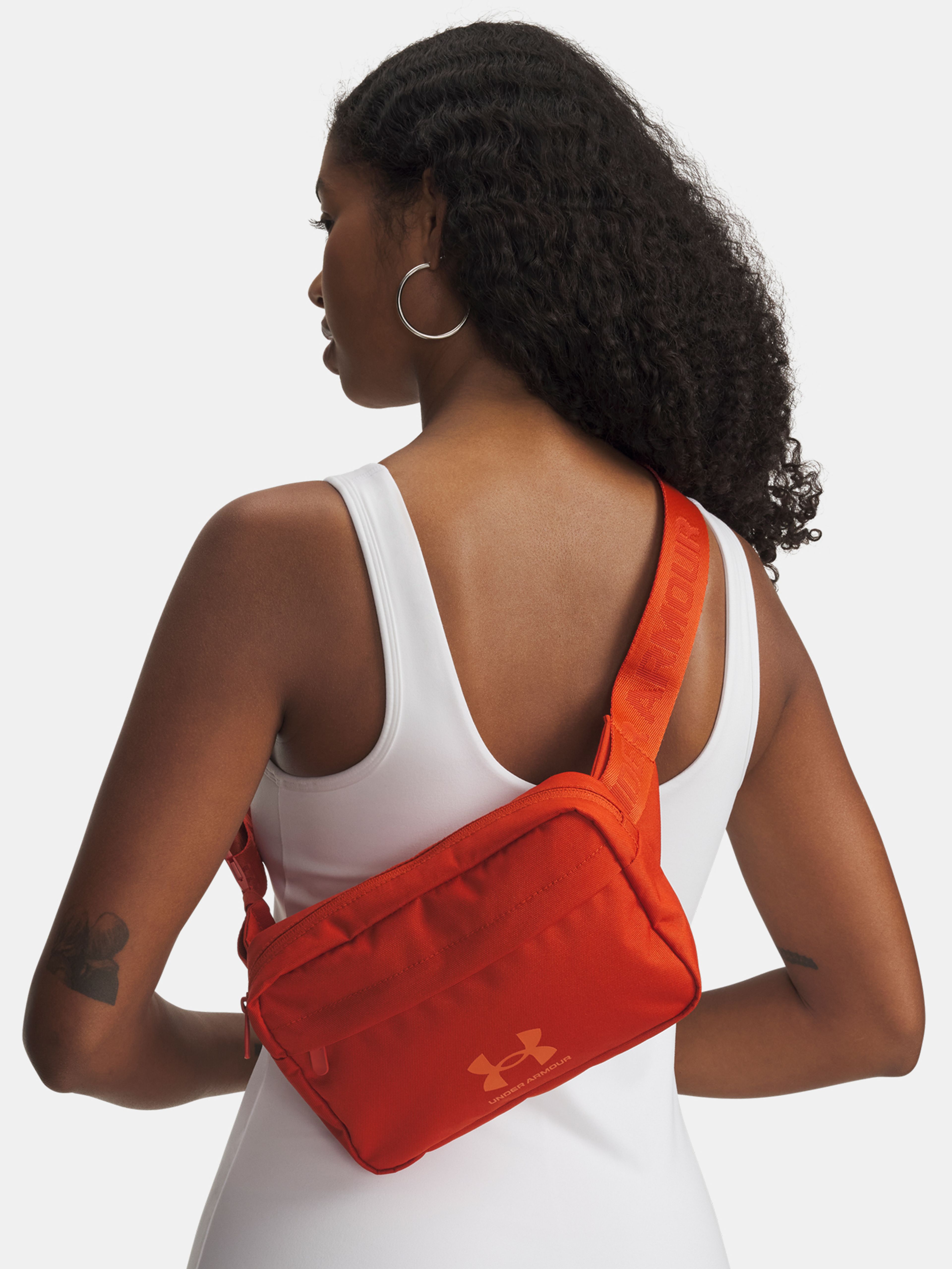 Unisex táska Under Armour UA Essential Lite WB Xbody-ORG