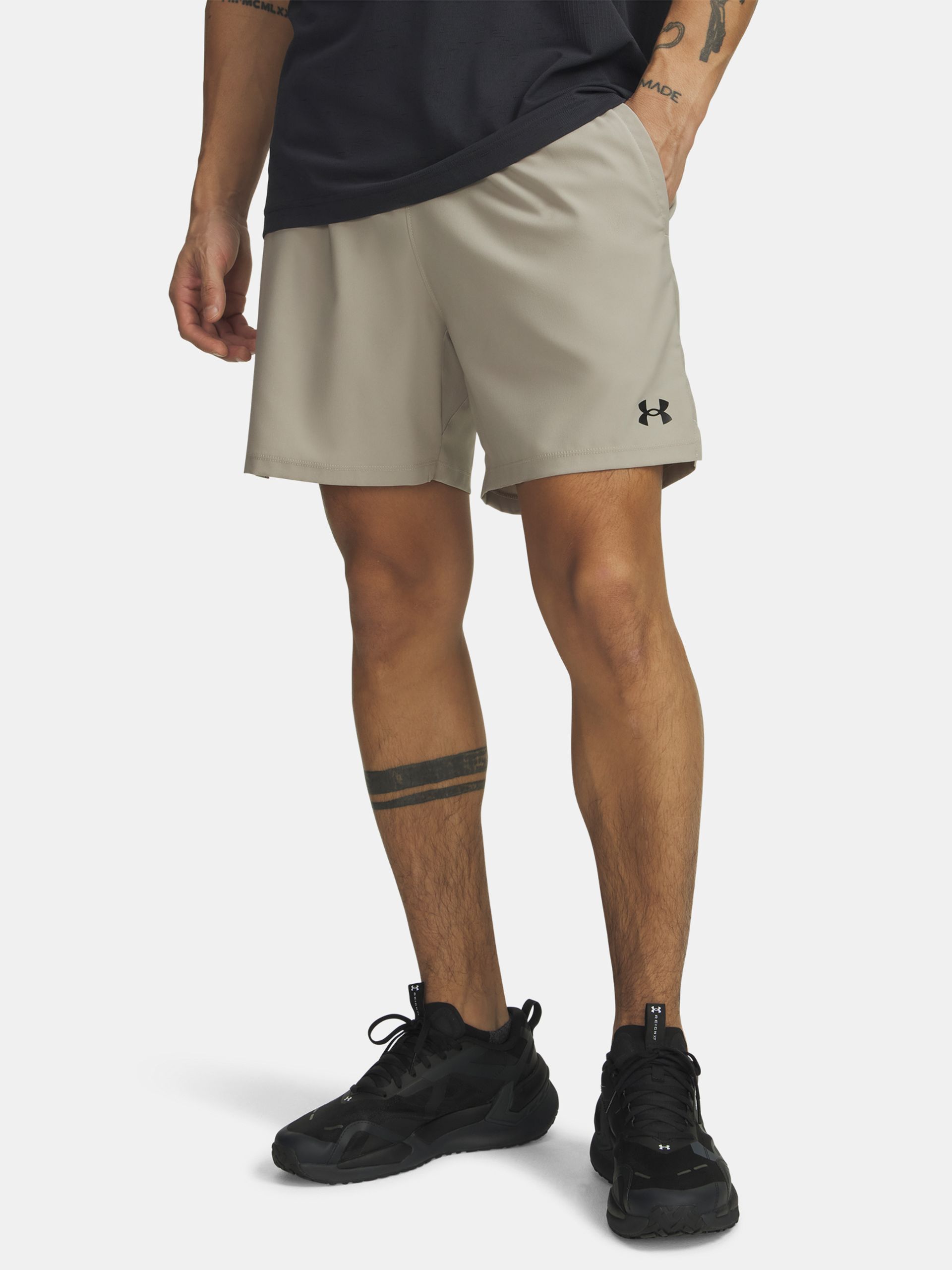 Pánske kraťasy Under Armour UA Vanish Wven Short 2.0 6in - 001