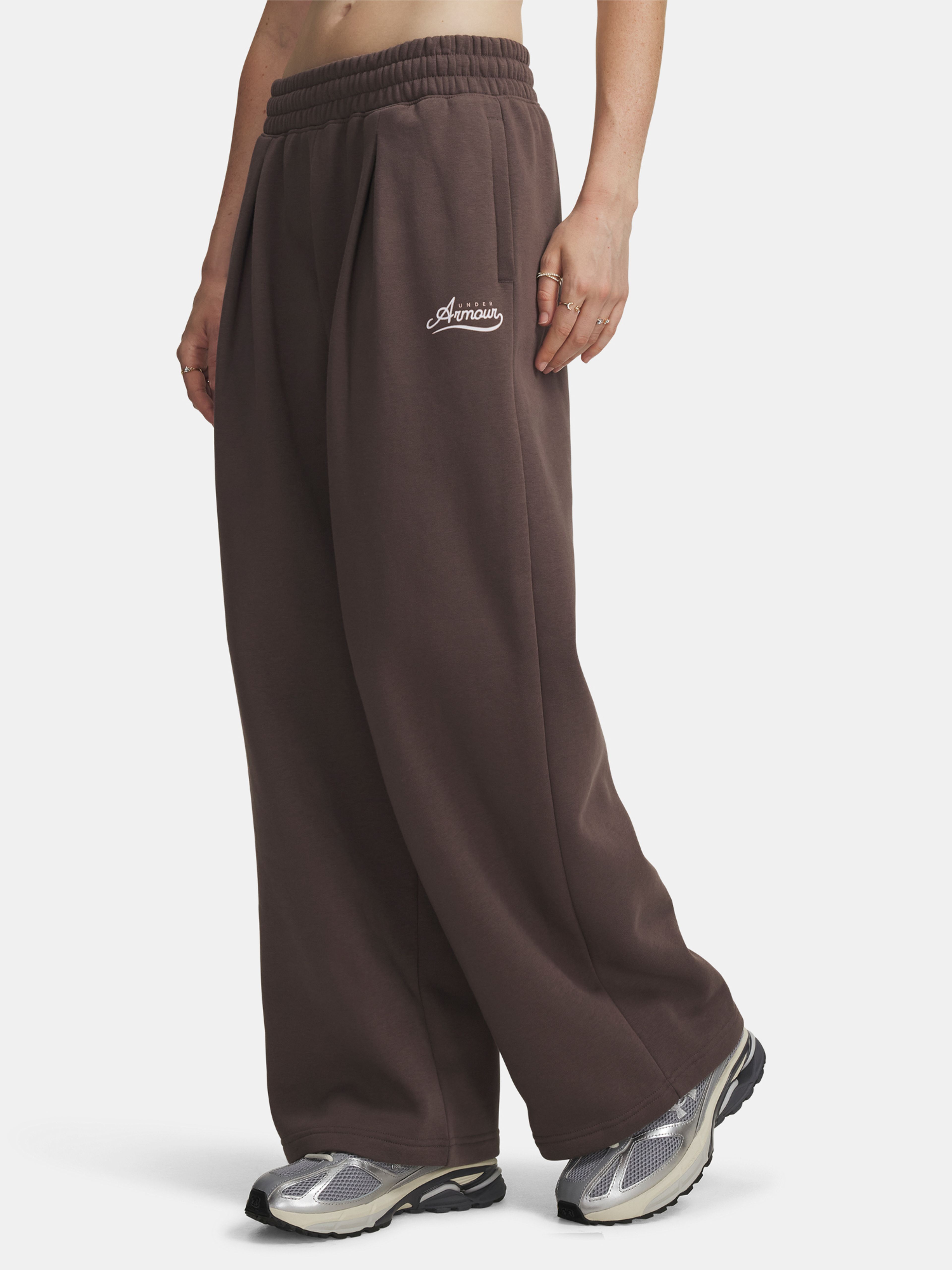 Dámské sportovní kalhoty Under Armour RIVAL PLEATED VARSITY PANT - 001